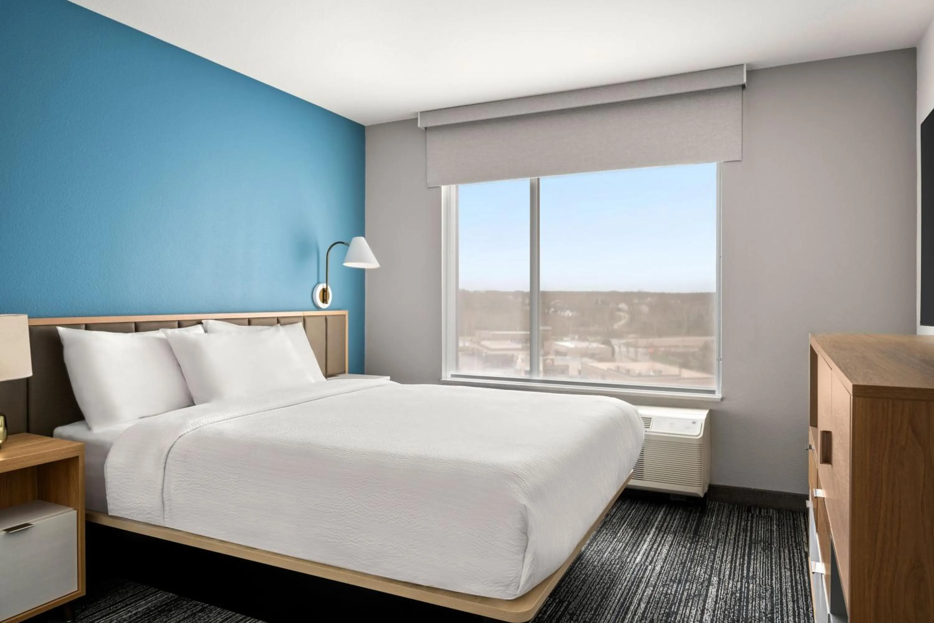 Bedroom, Bed in TownePlace Suites by Marriott Wentzville