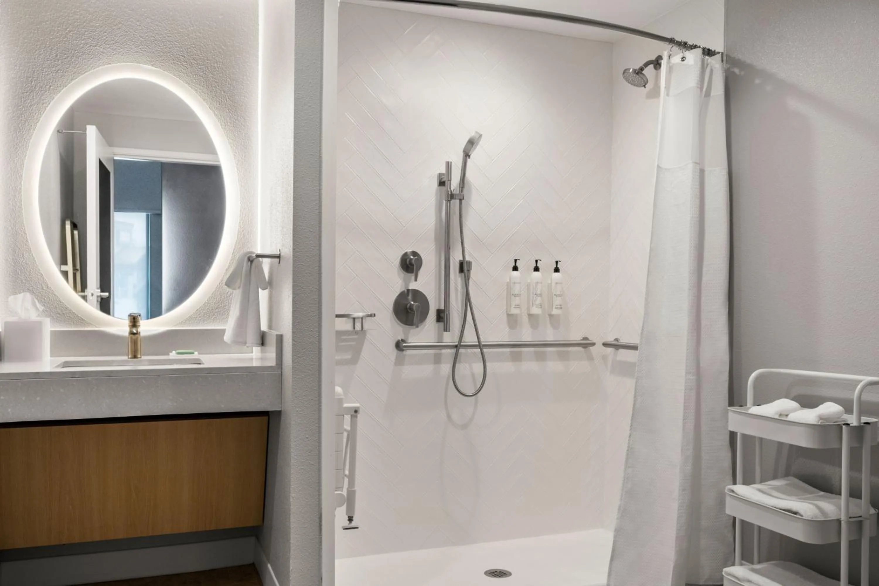 Bathroom in TownePlace Suites by Marriott Wentzville