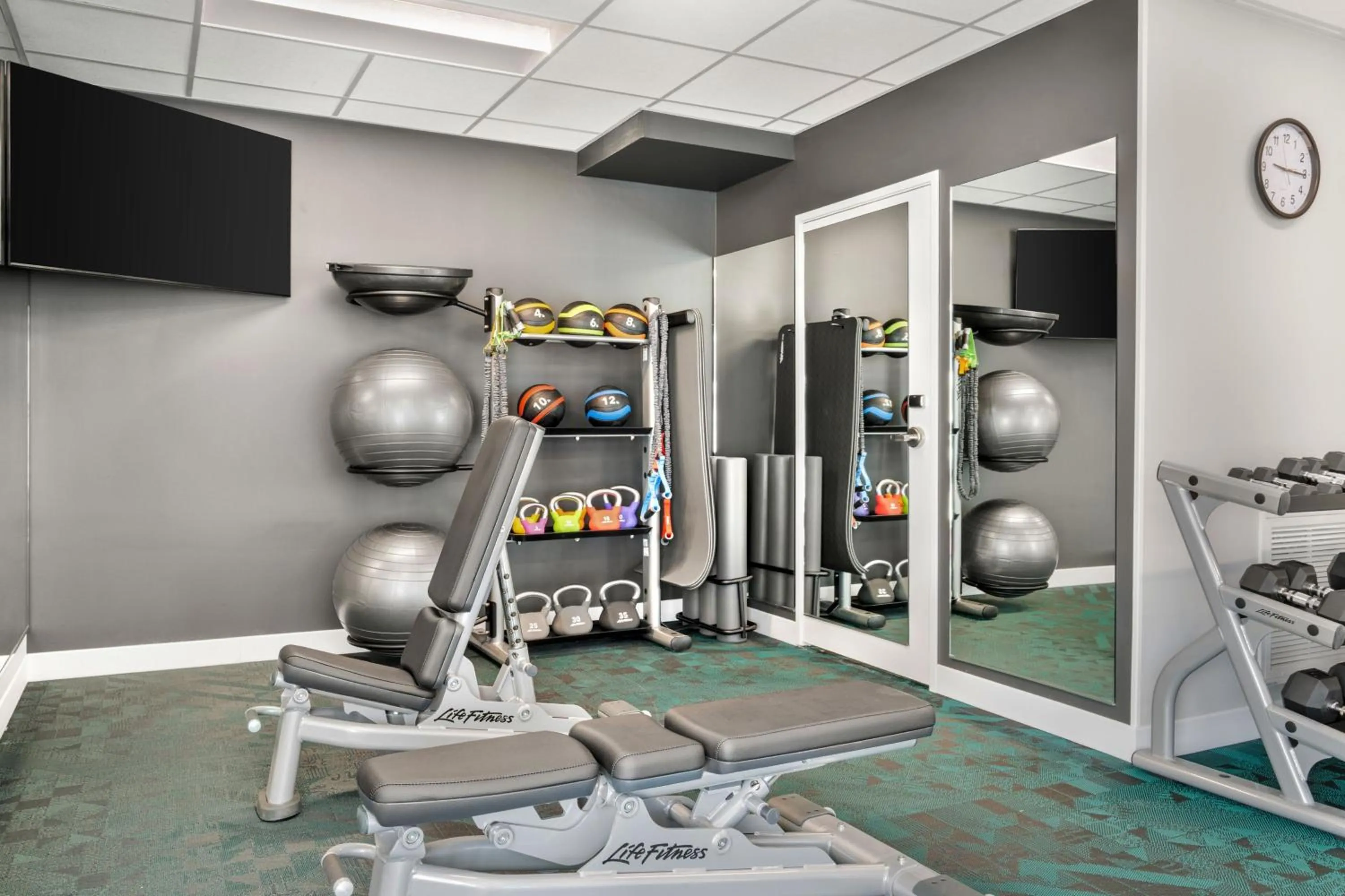 Fitness centre/facilities in TownePlace Suites by Marriott Wentzville