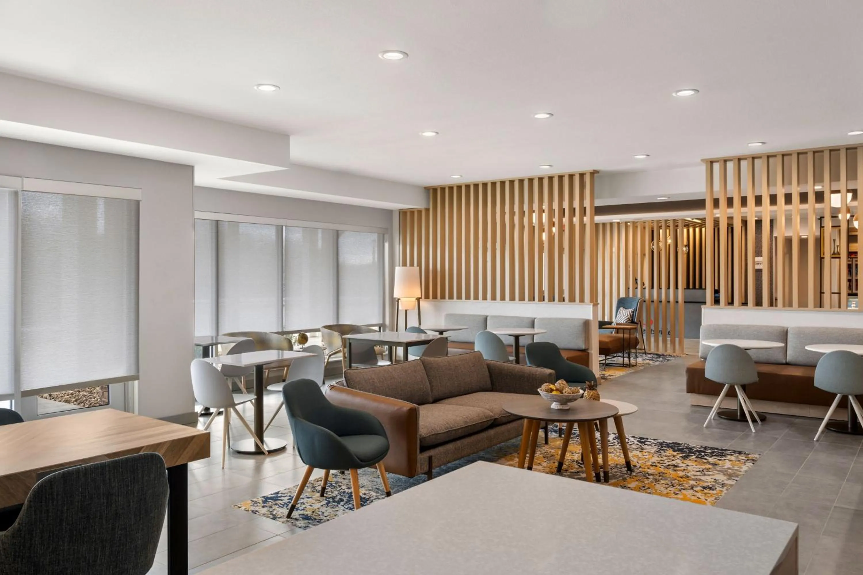 Breakfast in TownePlace Suites by Marriott Wentzville