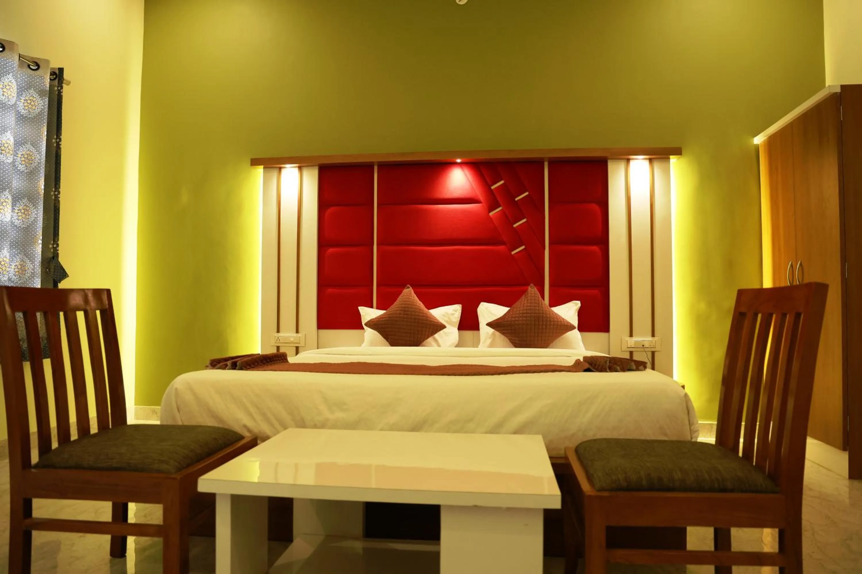 Bed in Savitri Valley Resort A Luxury Resort