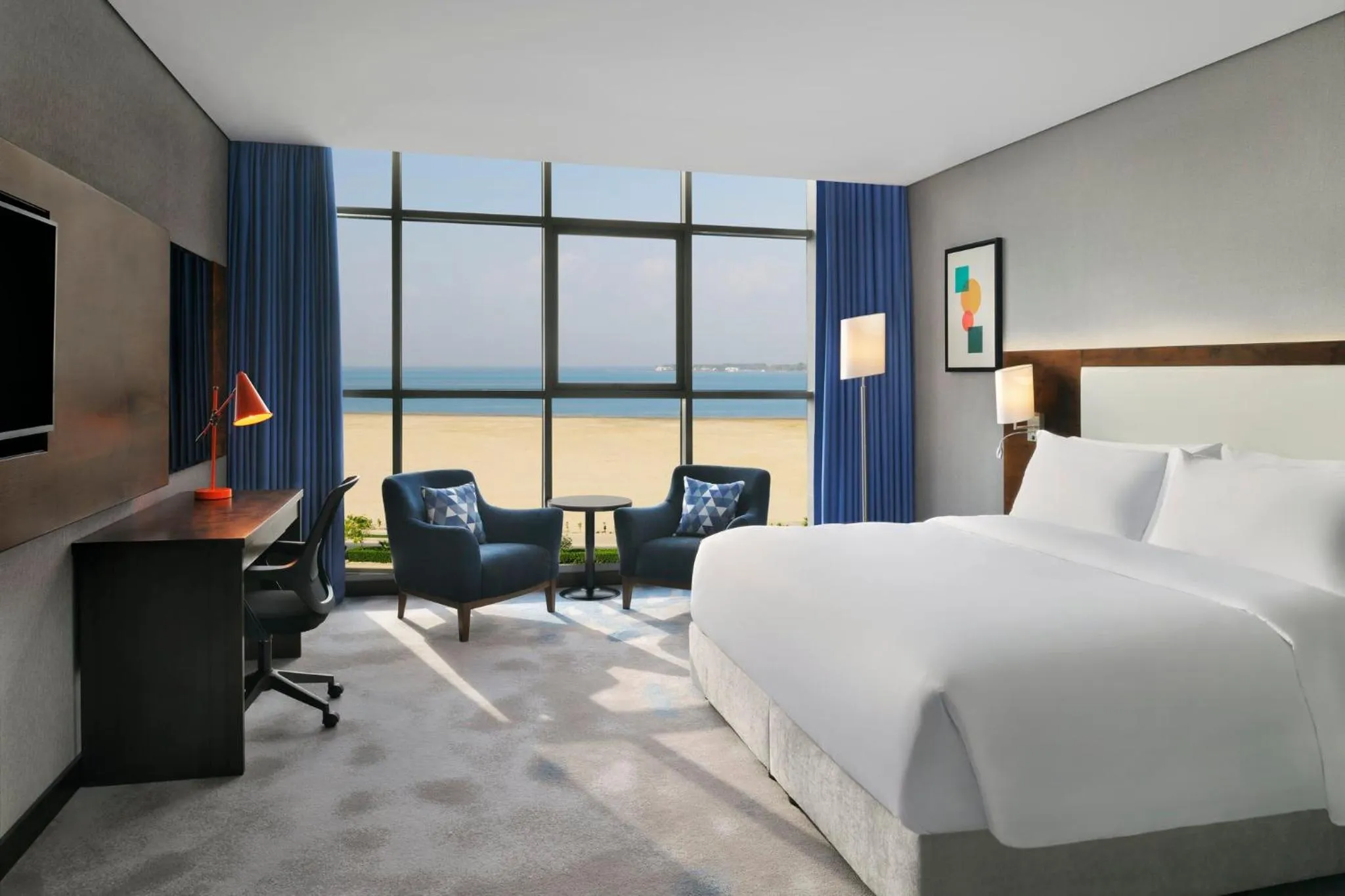 Photo of the whole room, Bed in Holiday Inn Jeddah Corniche by IHG