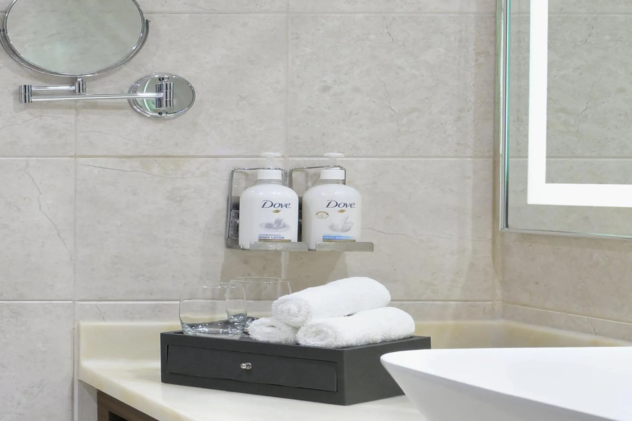 Bathroom in Holiday Inn Jeddah Corniche by IHG