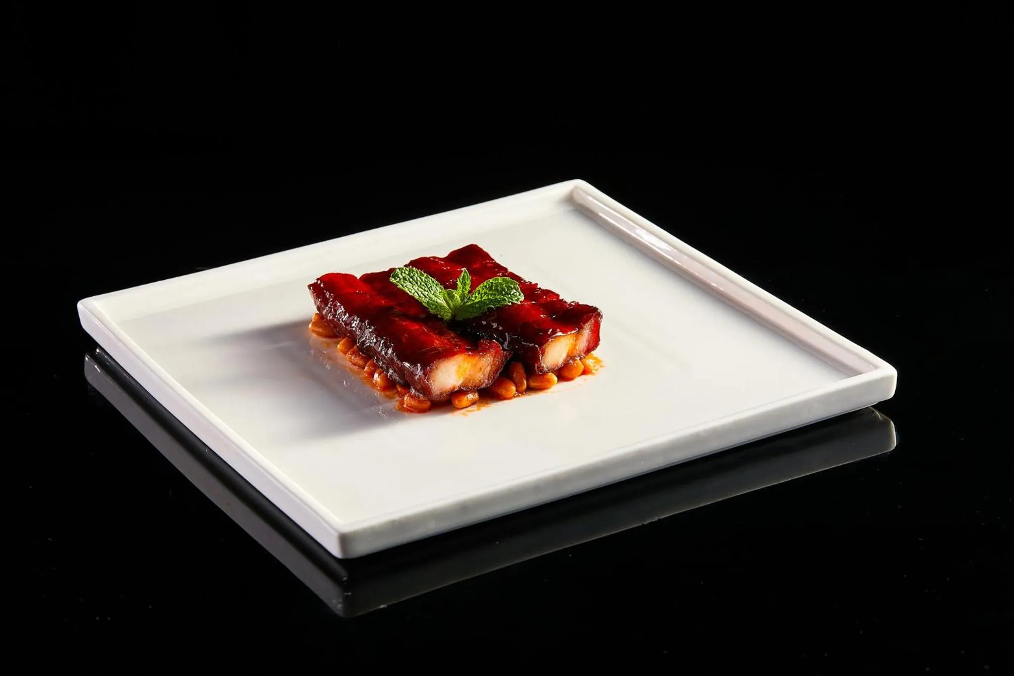 Restaurant/places to eat in Crowne Plaza Ezhou by IHG