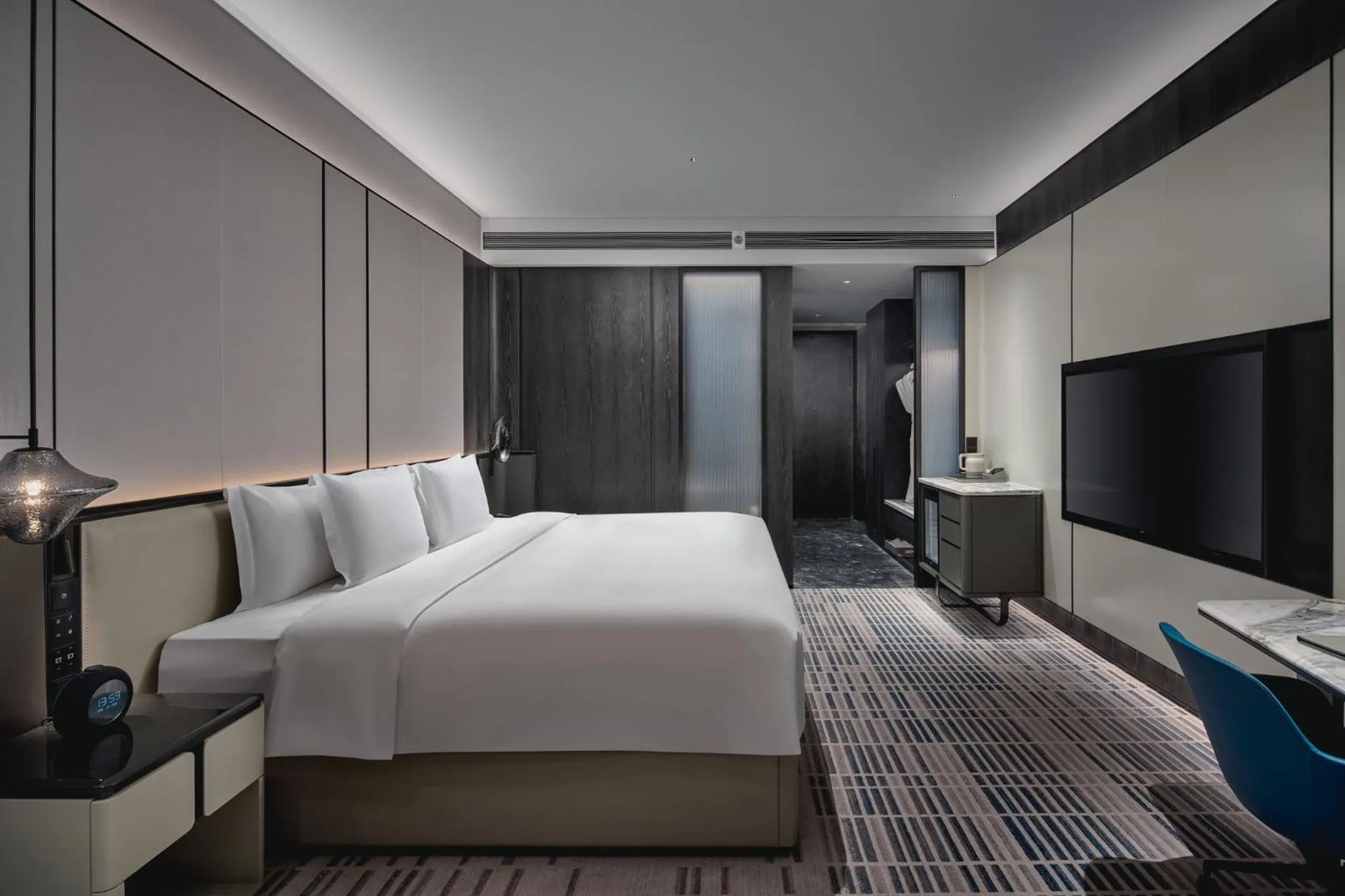 Photo of the whole room in Crowne Plaza Ezhou by IHG