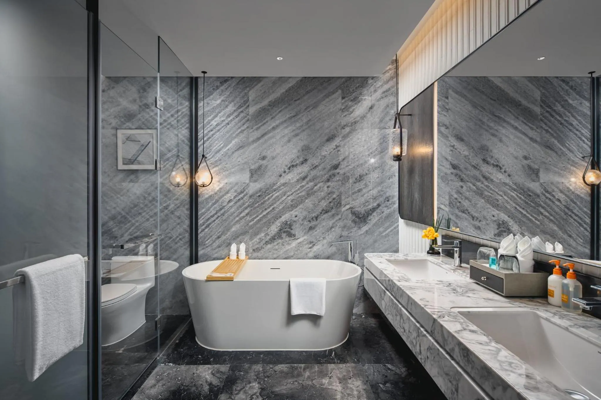 Photo of the whole room in Crowne Plaza Ezhou by IHG