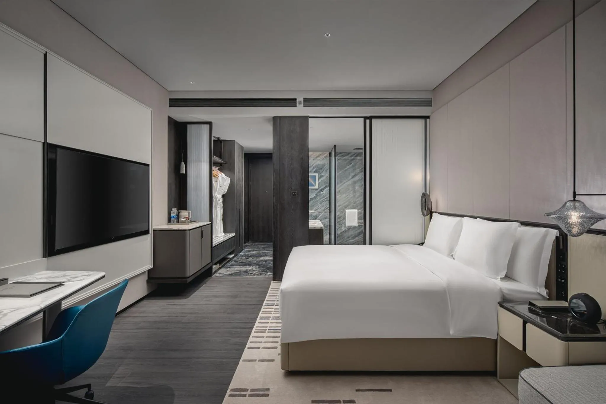 Photo of the whole room in Crowne Plaza Ezhou by IHG