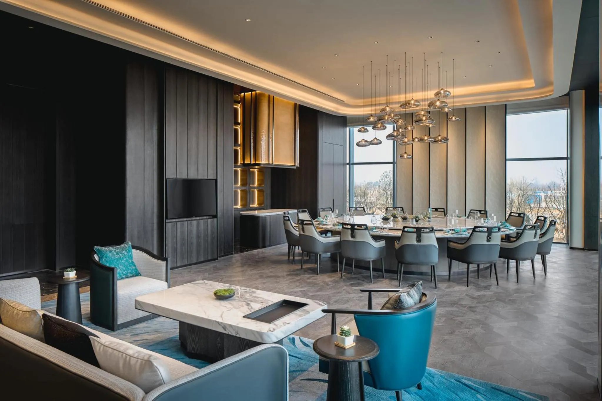 Restaurant/places to eat in Crowne Plaza Ezhou by IHG