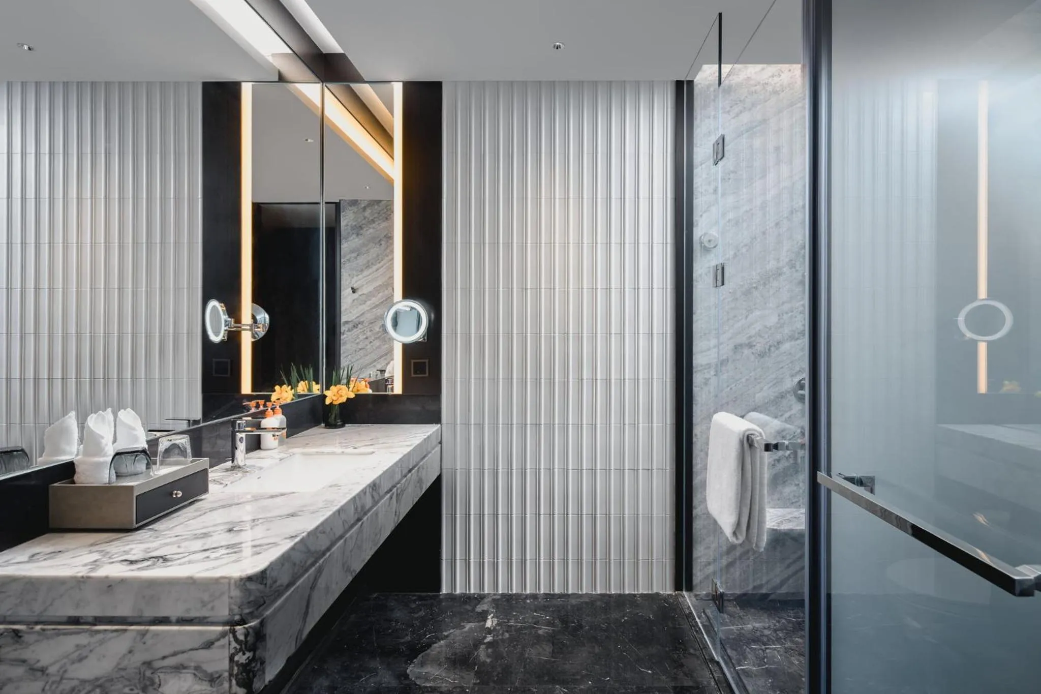 Photo of the whole room in Crowne Plaza Ezhou by IHG