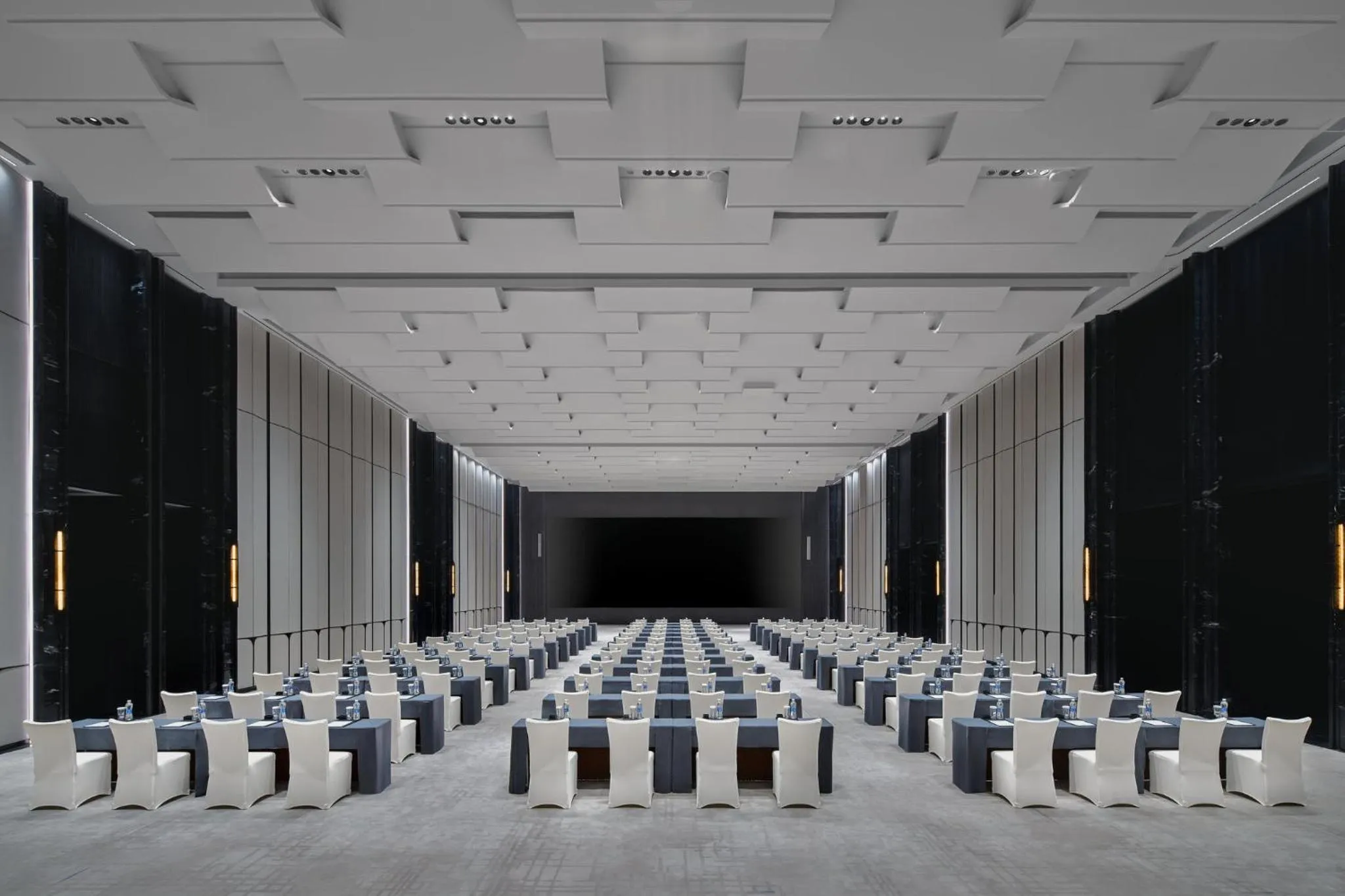 Banquet/Function facilities in Crowne Plaza Ezhou by IHG