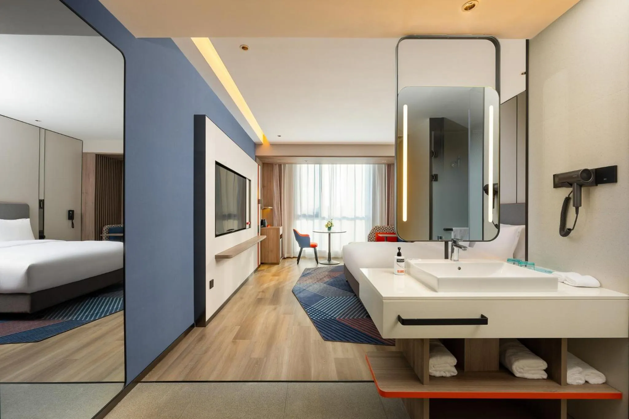 Photo of the whole room, Bed in Holiday Inn Express Hefei FTZ by IHG