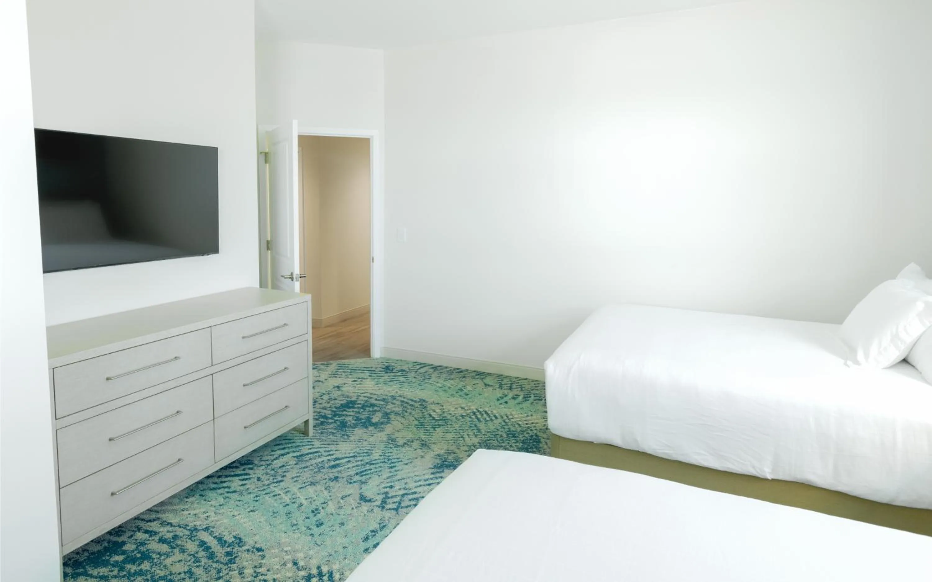 Bed in Holiday Inn Club Vacations Myrtle Beach Oceanfront