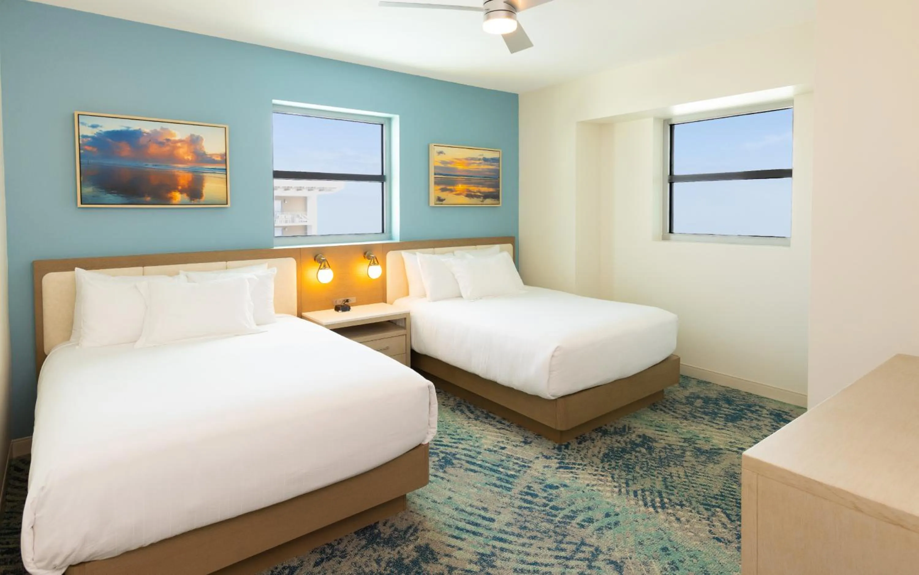 Bed in Holiday Inn Club Vacations Myrtle Beach Oceanfront