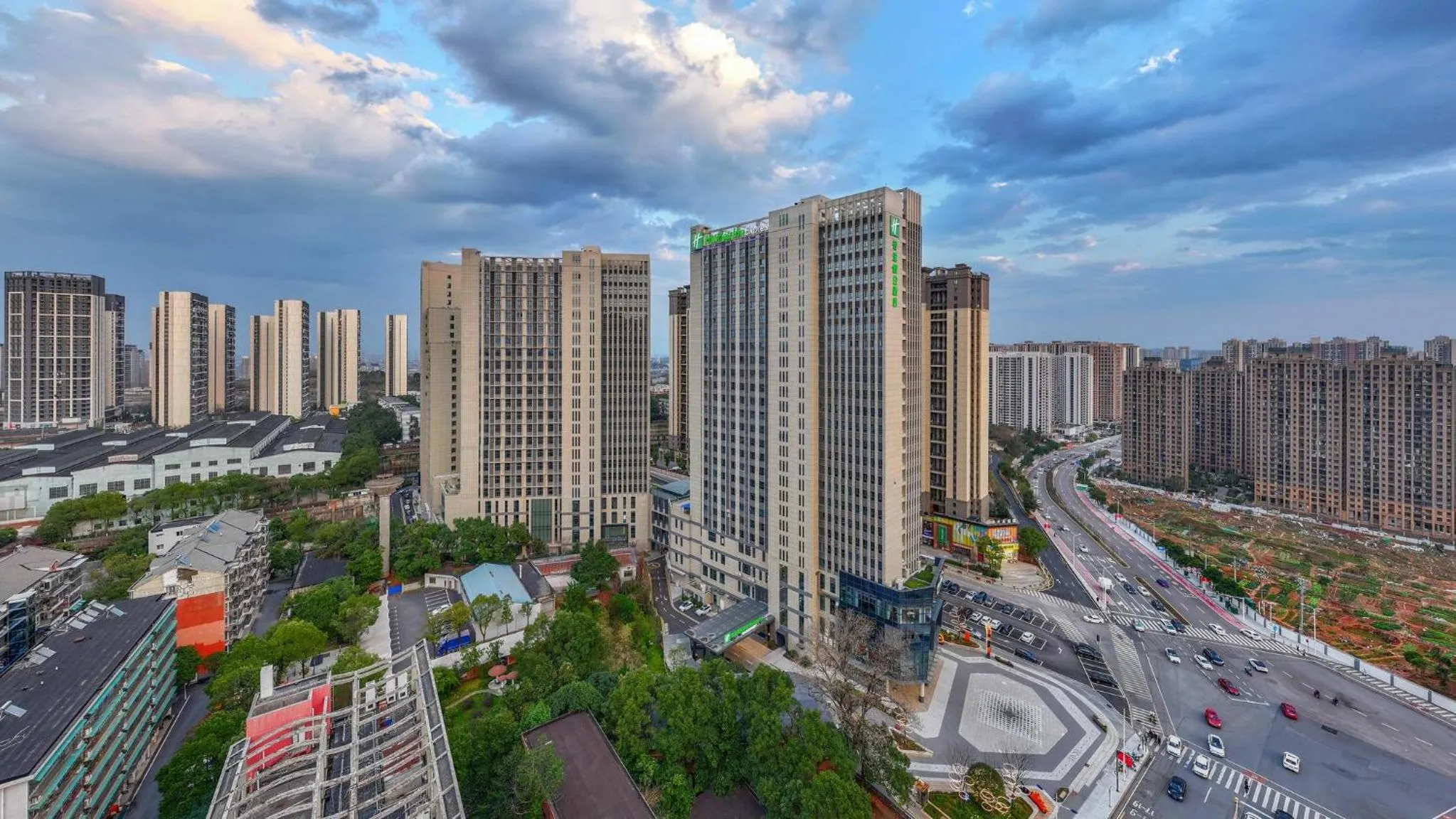 Property building in Holiday Inn Express Changsha Yuhua by IHG