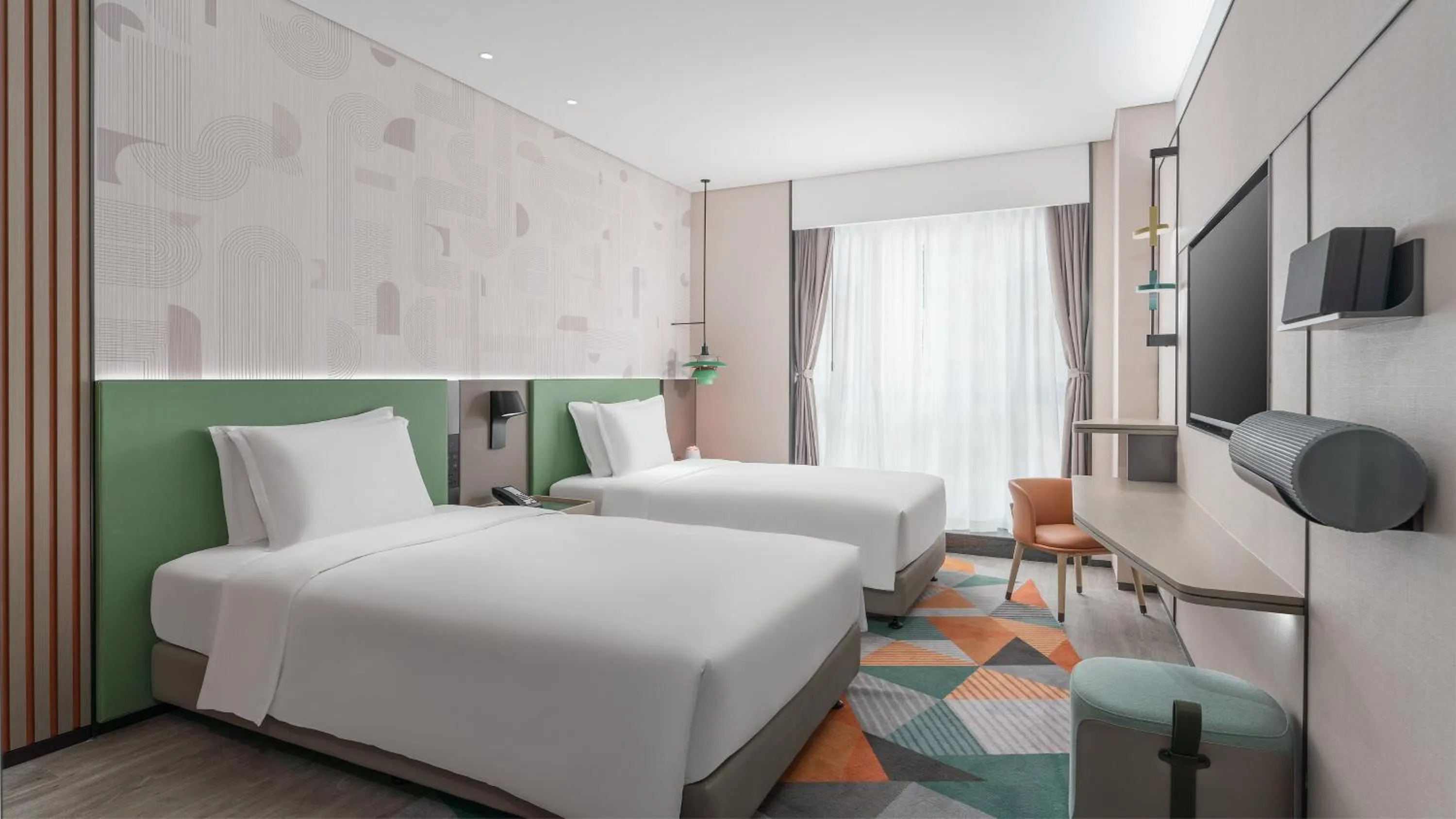 Photo of the whole room, Bed in EVEN Hotel Zhongshan City Center by IHG