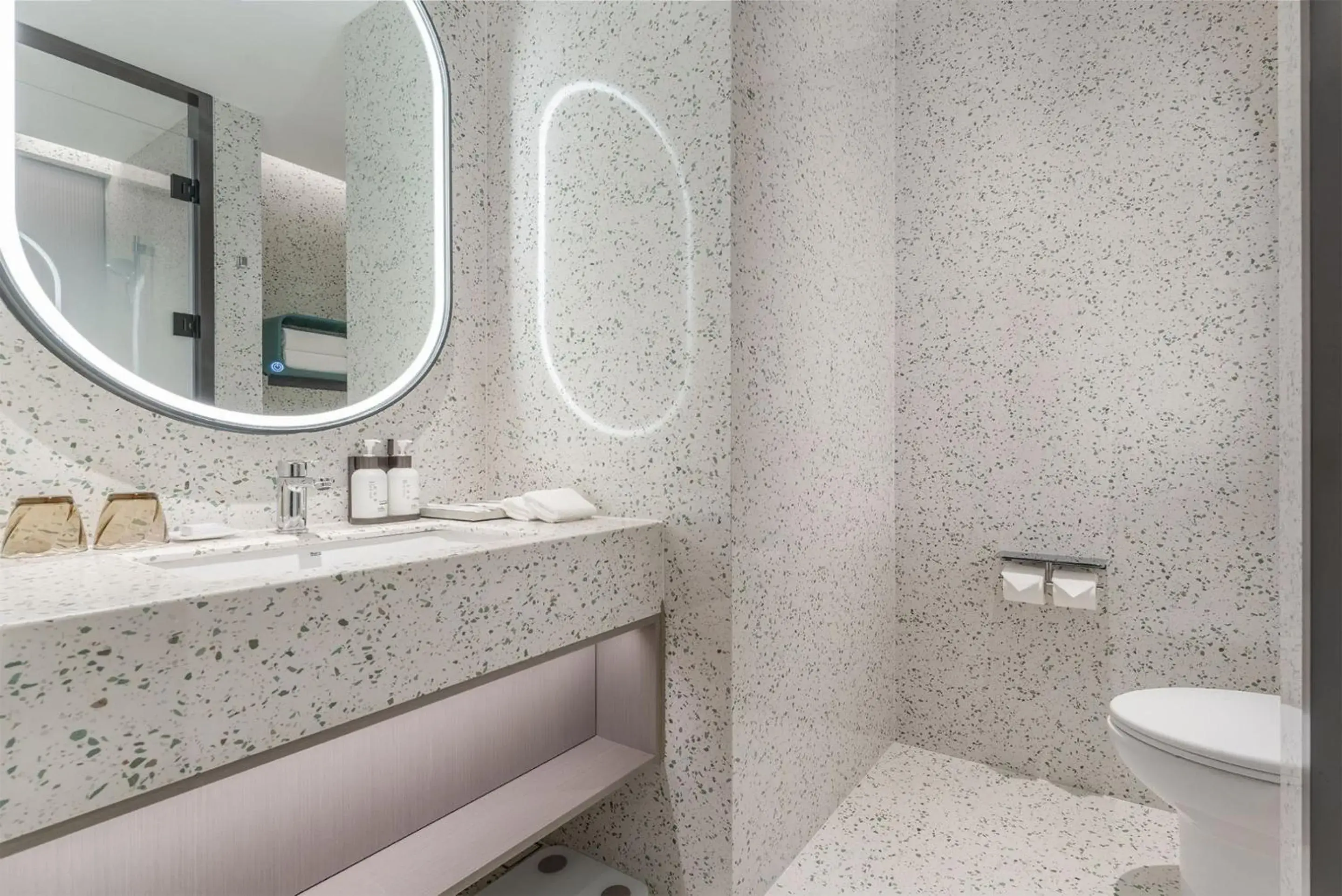 Standard Double Room with Two Double Beds in EVEN Hotel Zhongshan City Center by IHG Standard Double Room with Two Double Beds in EVEN Hotel Zhongshan City Center by IHG