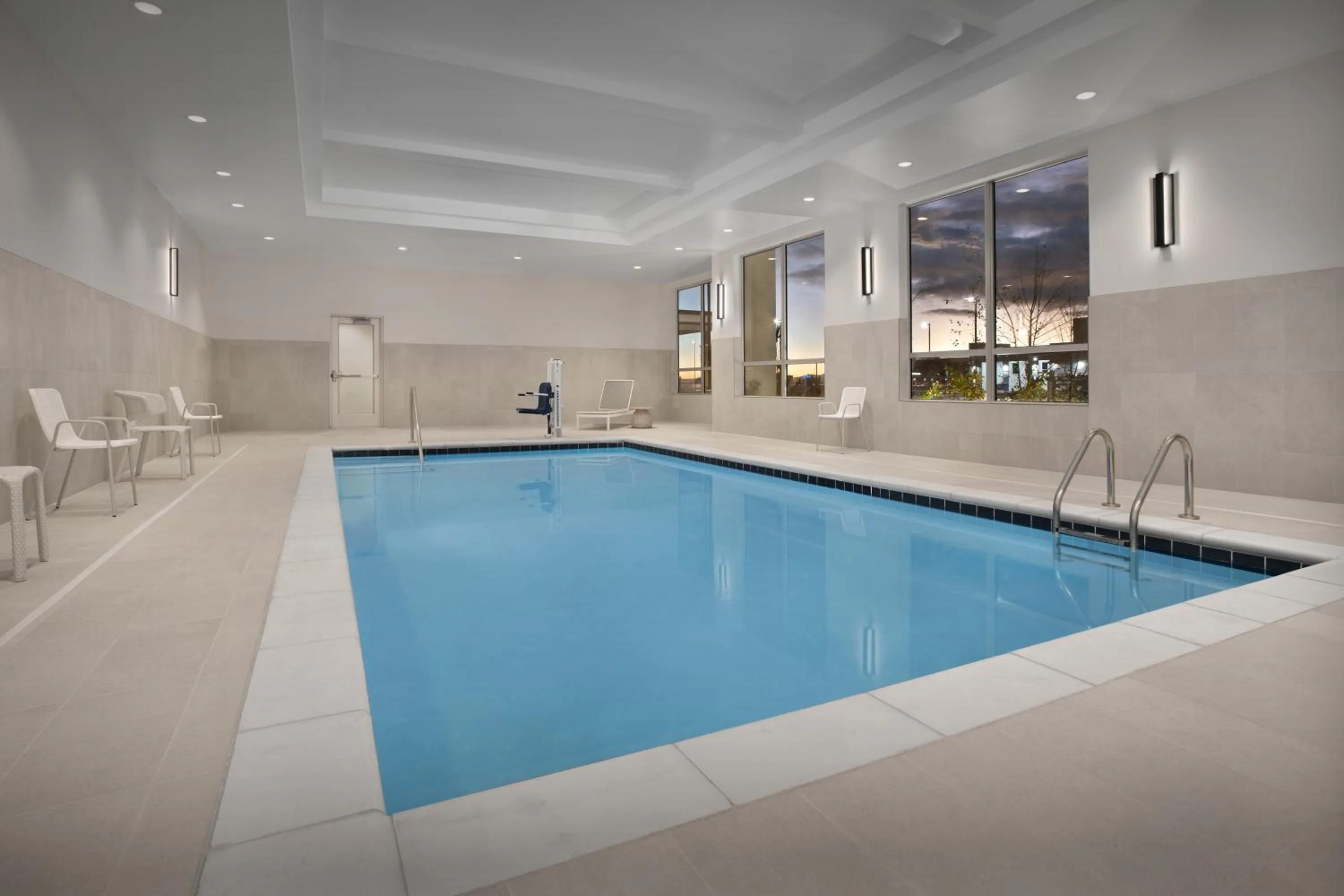 Swimming pool in Hilton Garden Inn Denver Airport Tower Road