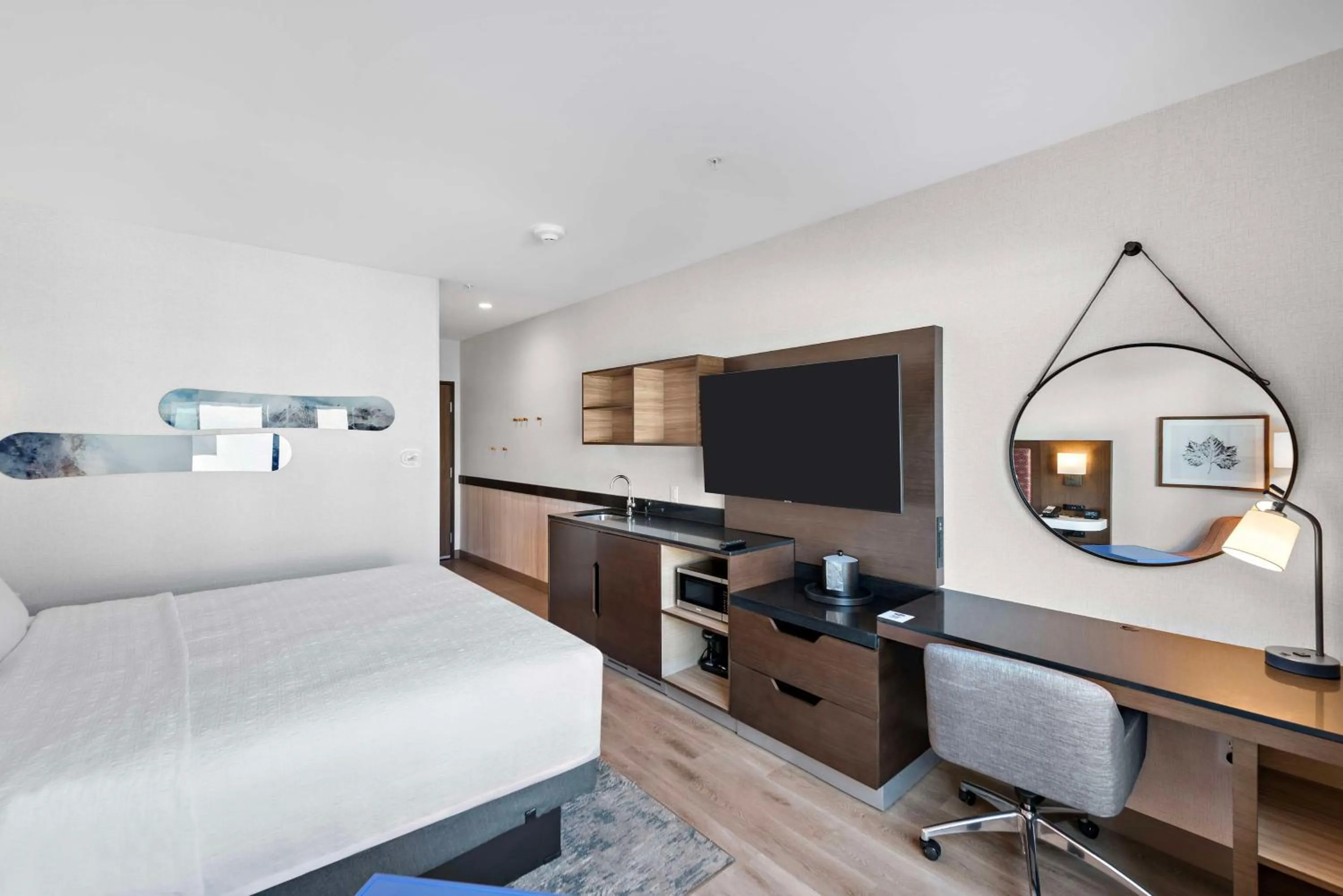 Bed in Hampton Inn Big Bear Lake