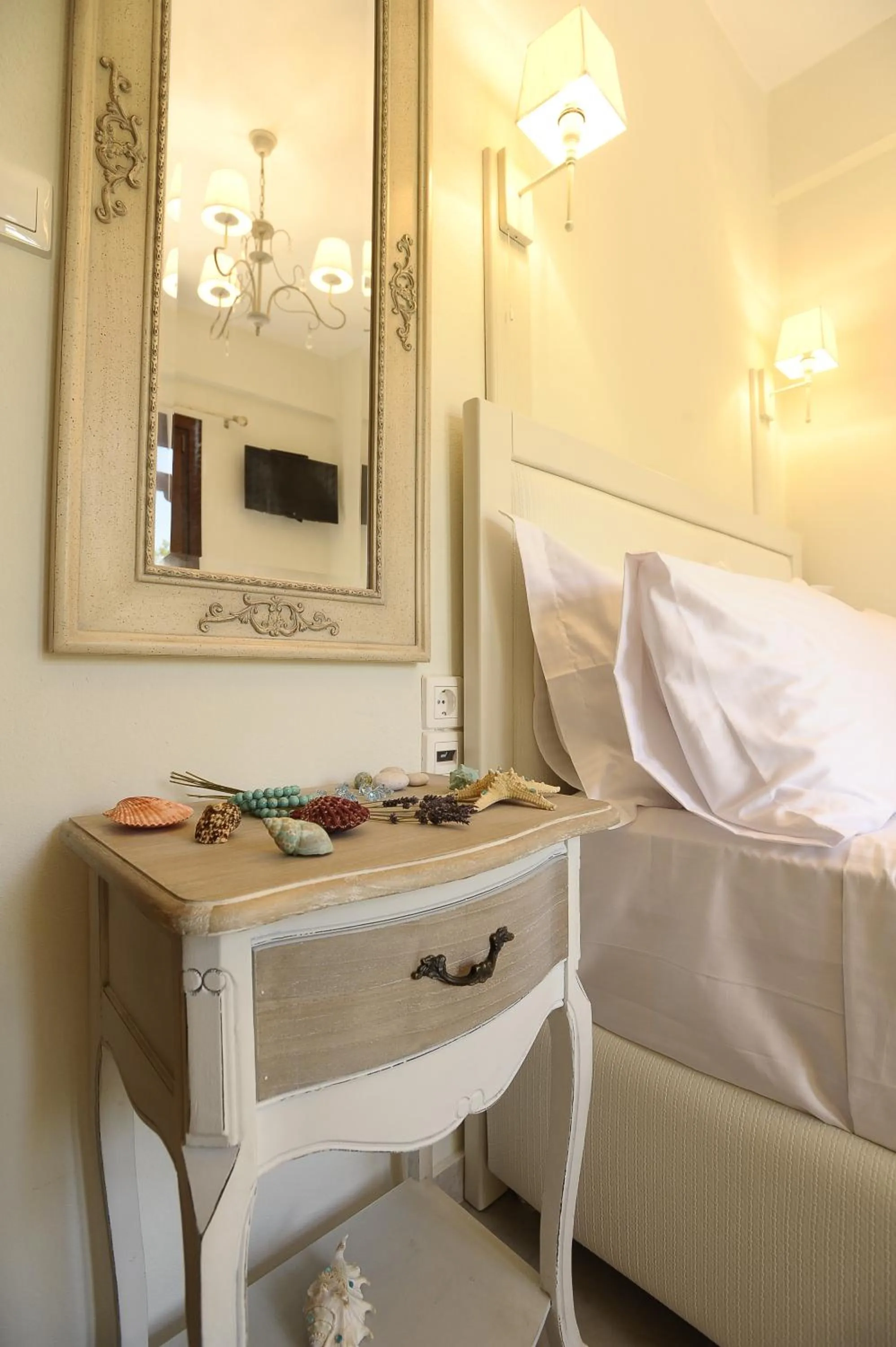 Decorative detail, Bed in Levantes Villas