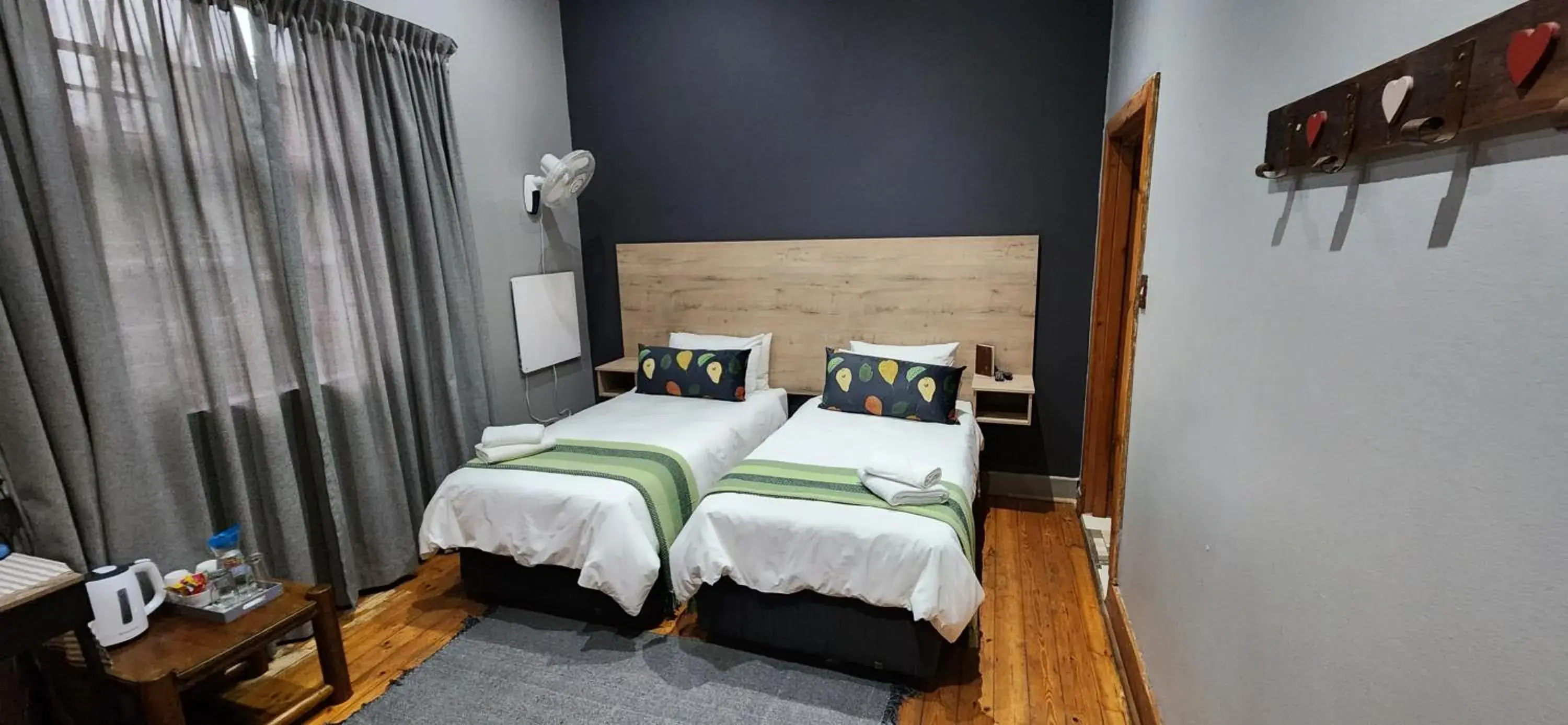 Standard Twin Room - single occupancy in Bo Kamer Guesthouse Standard Twin Room - single occupancy in Bo Kamer Guesthouse