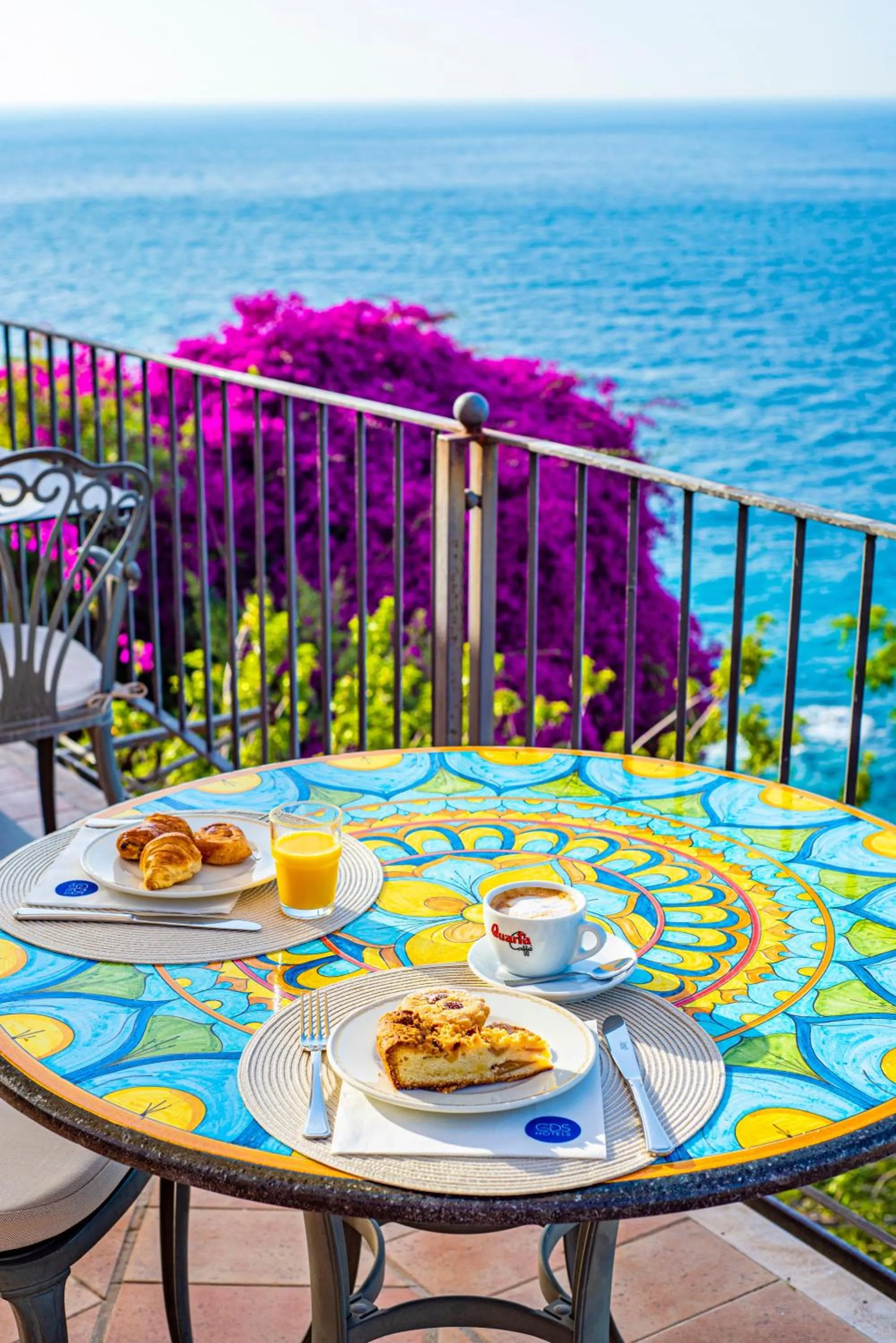 Balcony/Terrace in Baia Taormina - CDSHotels