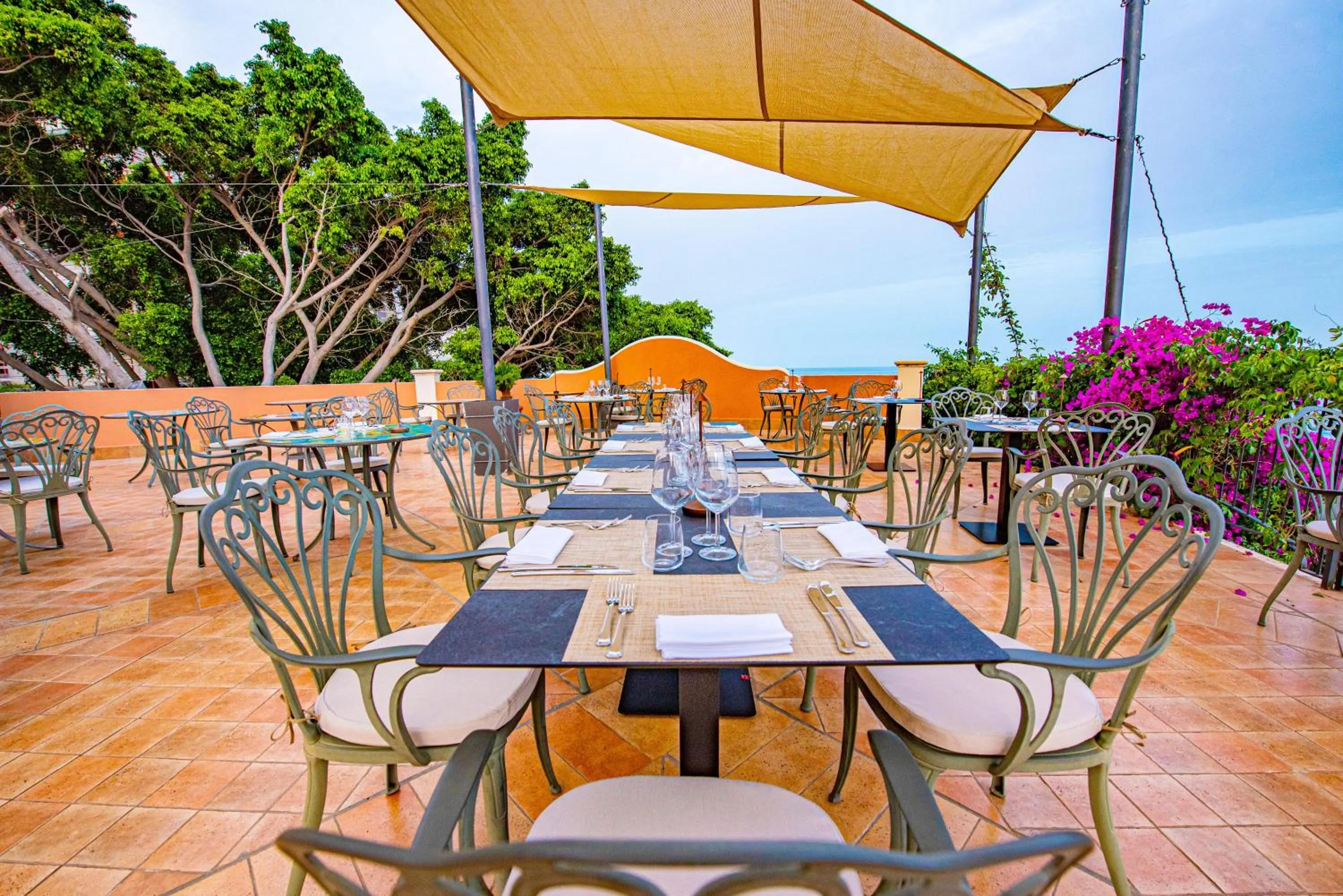 Restaurant/places to eat in Baia Taormina - CDSHotels