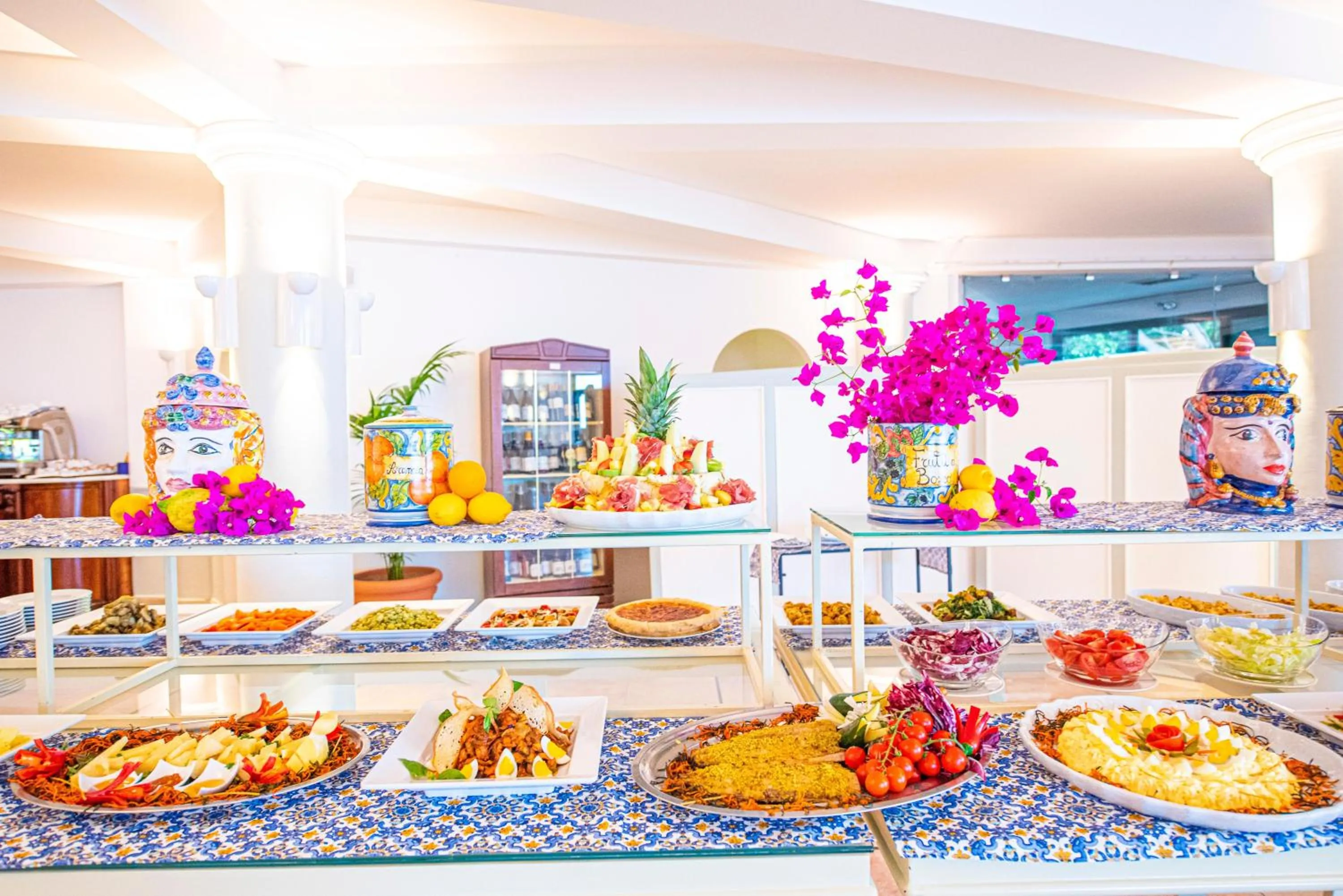 Restaurant/places to eat in Baia Taormina - CDSHotels