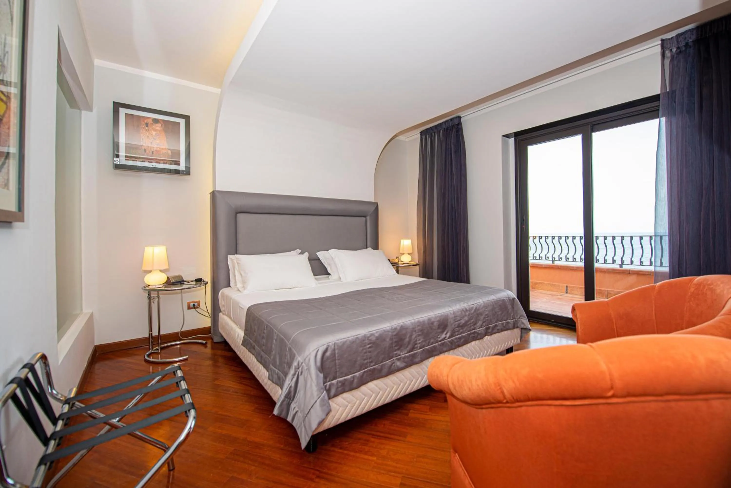 Bed in Baia Taormina - CDSHotels