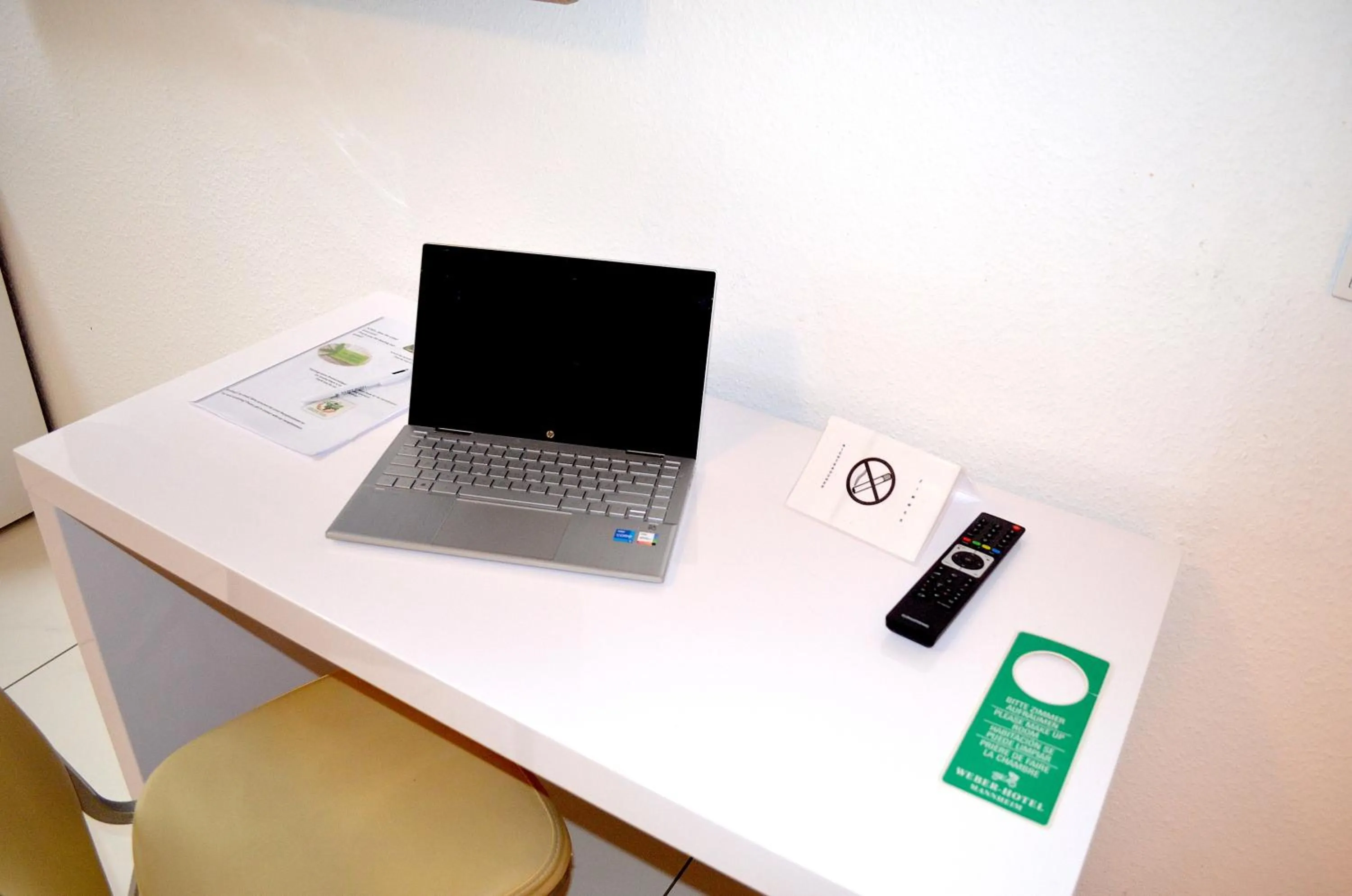 hair dresser in Weber Hotel Mannheim