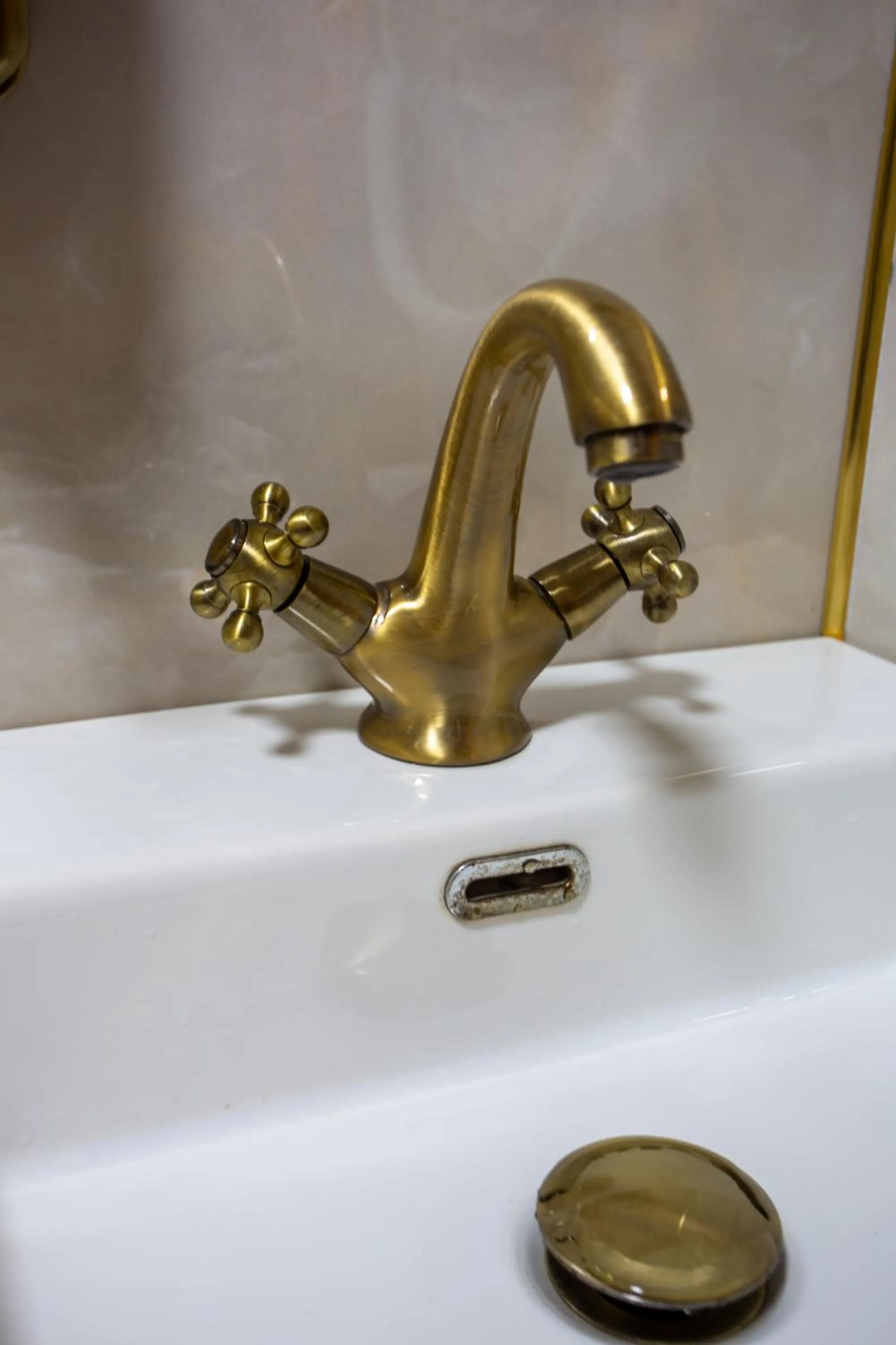 Bathroom in Sayina Hotel