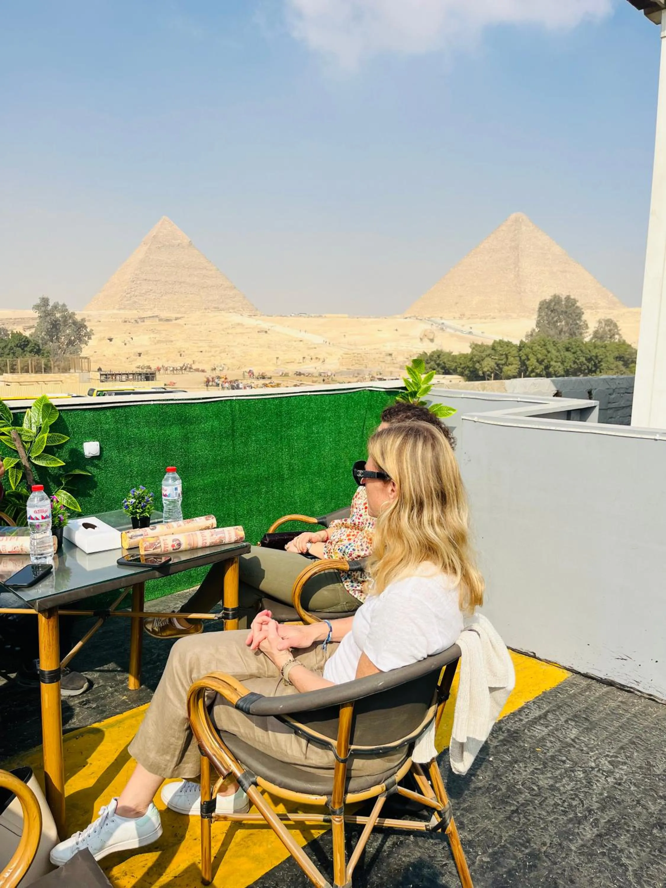 Restaurant/places to eat in Capital Of Pyramids Hotel