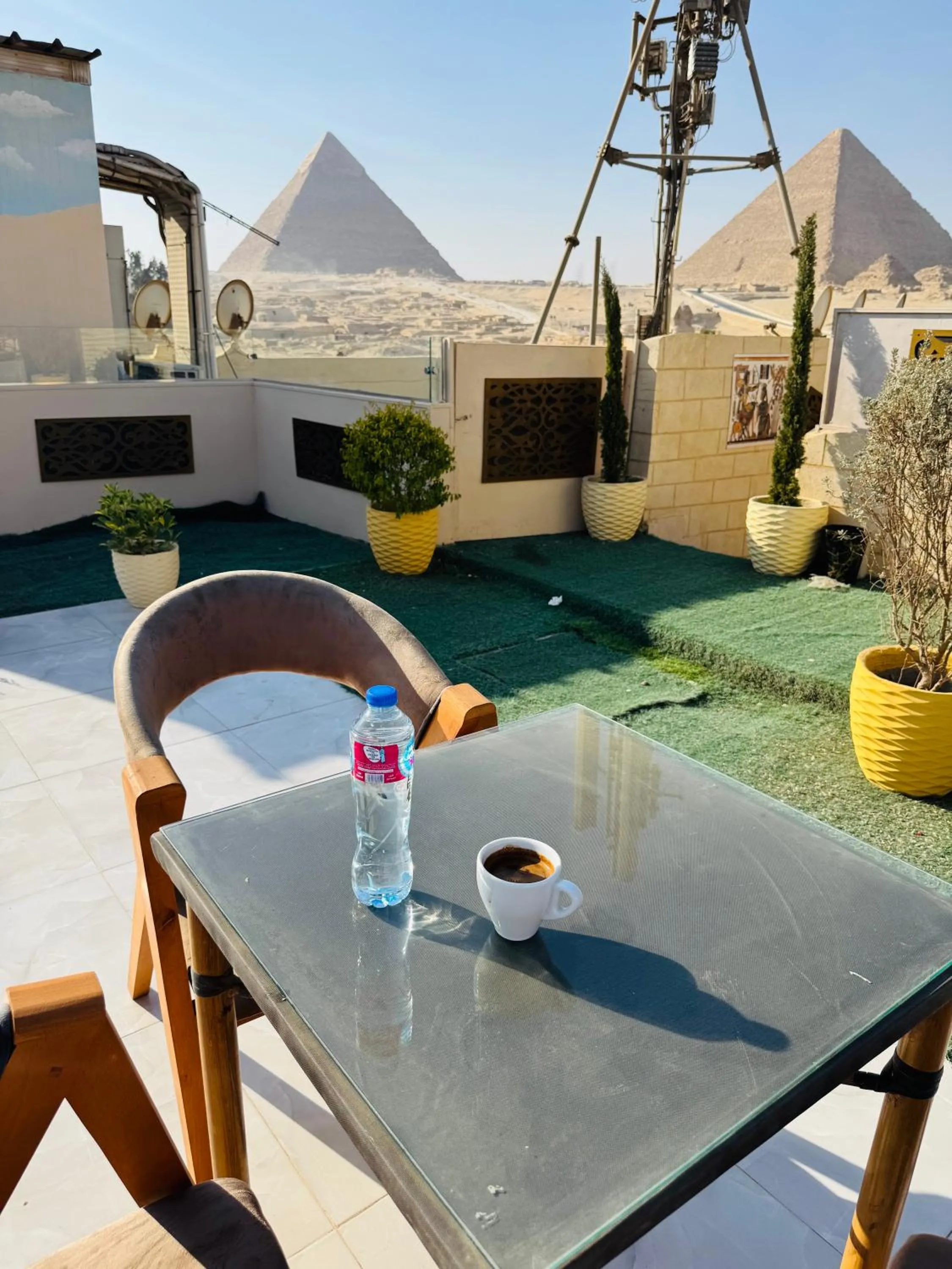 Restaurant/places to eat in Capital Of Pyramids Hotel