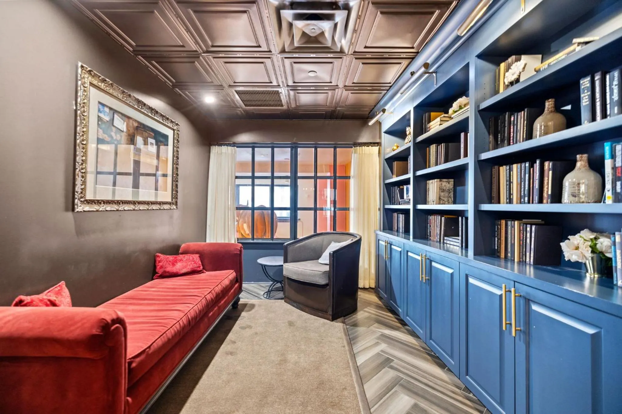 Communal lounge/ TV room in The Maverick, powered by Placemakr - River Walk