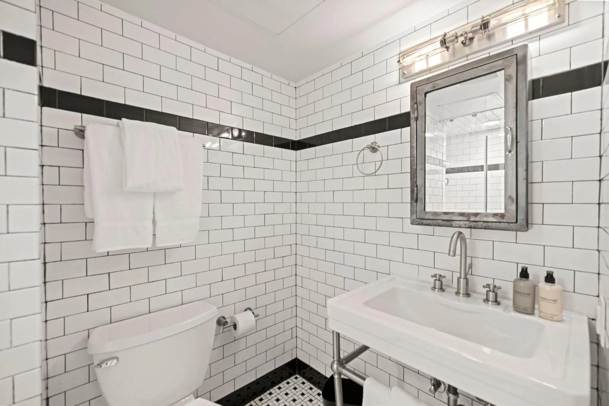 Shower in The Maverick, powered by Placemakr - River Walk