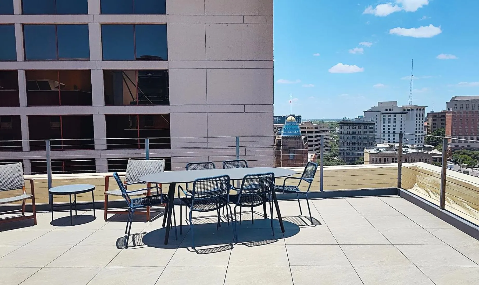 Balcony/Terrace in The Maverick, powered by Placemakr - River Walk
