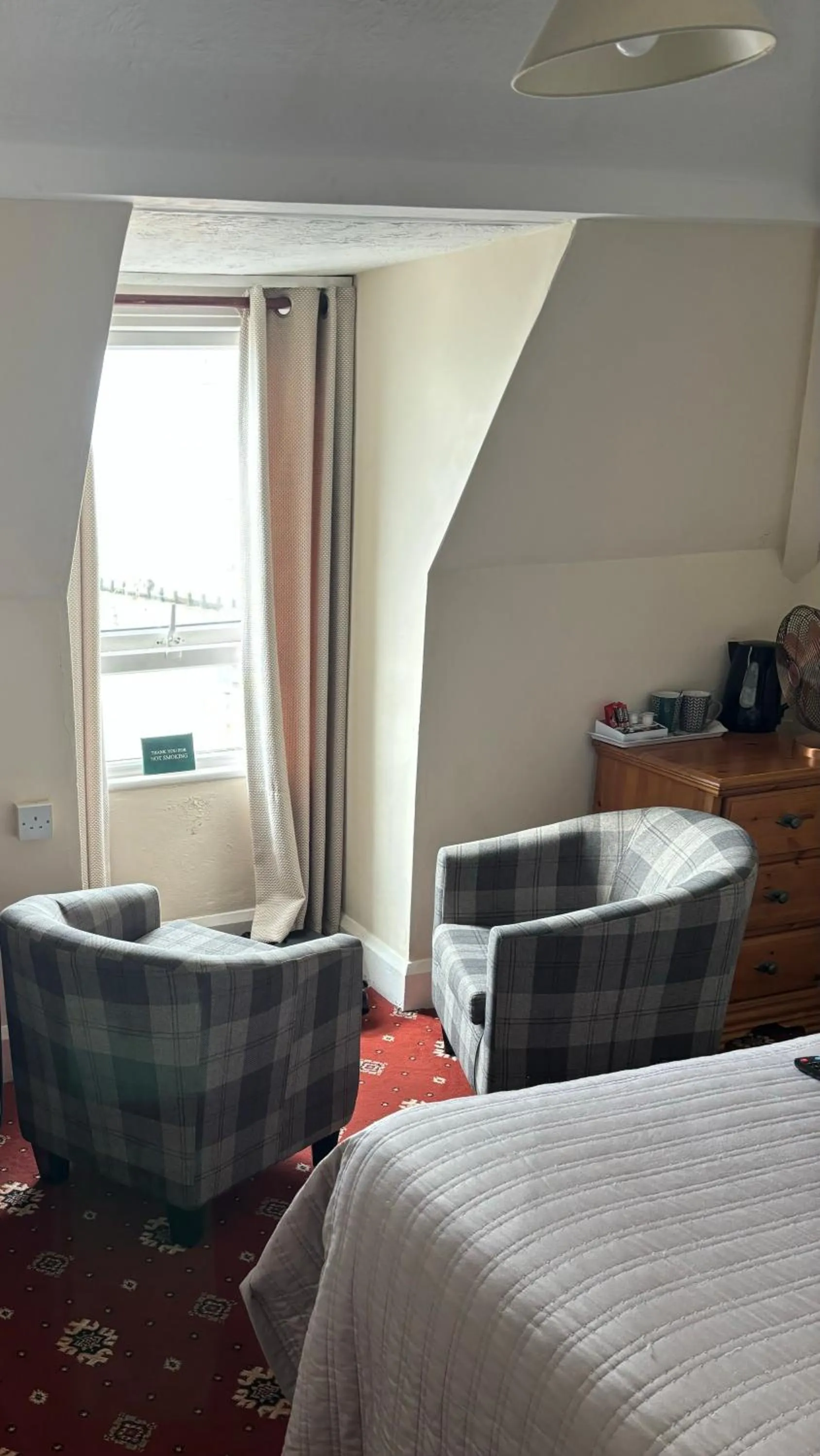 Bed in Navigator Hotel