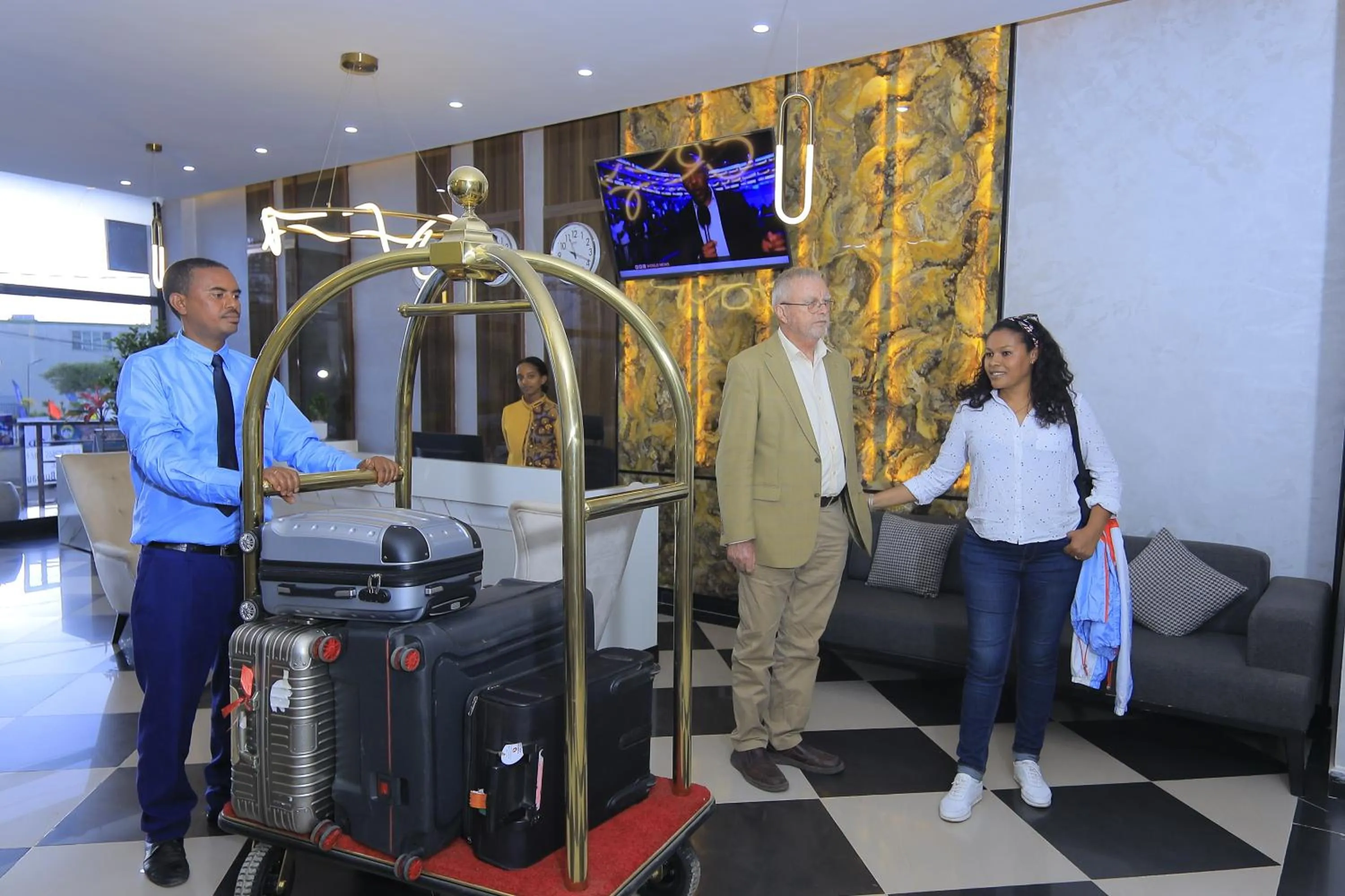 On-site shops in Zemilo Hotel Apartment