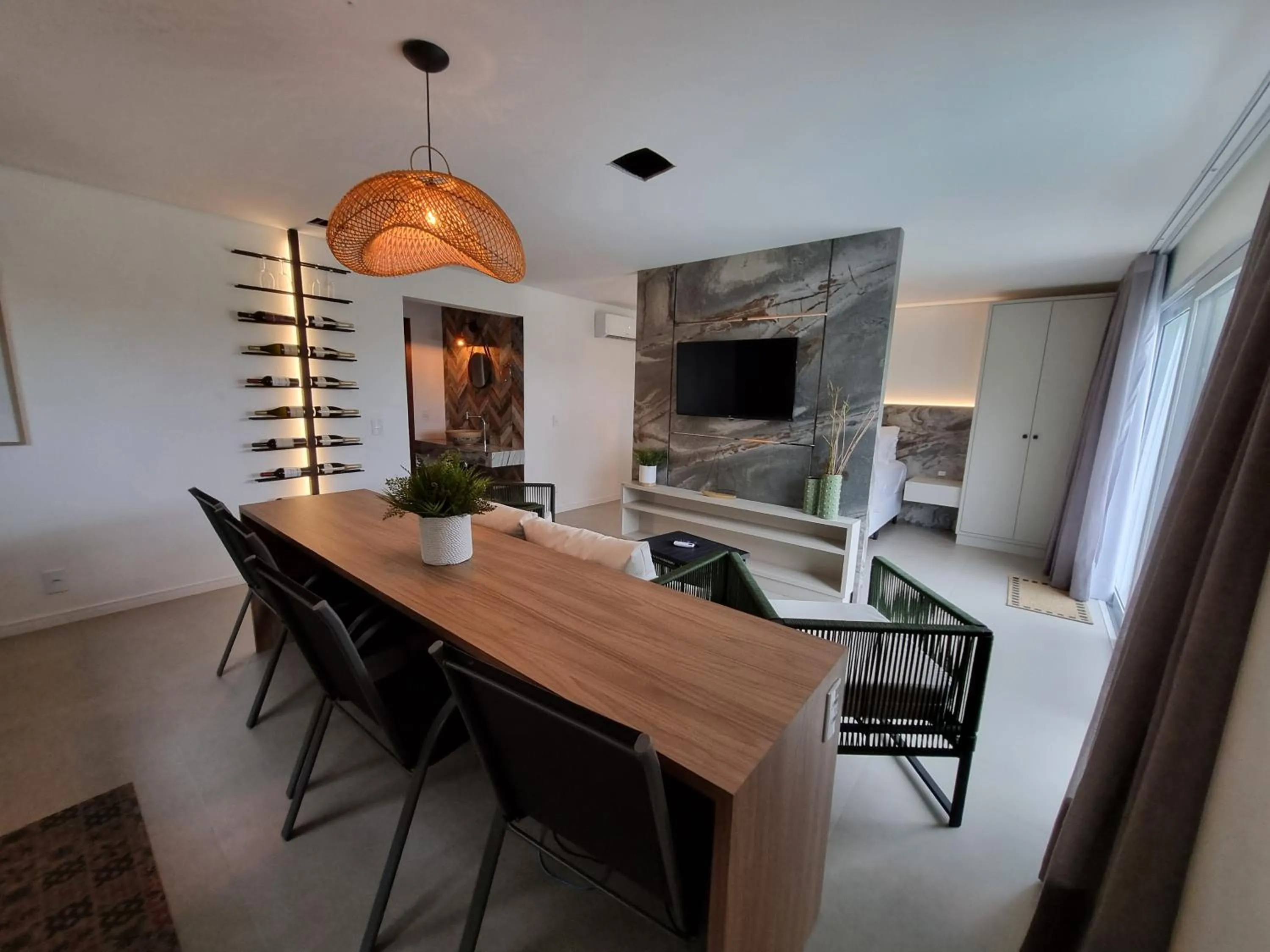 Communal lounge/ TV room in Villa Verde Bangalô - Garopaba - SC