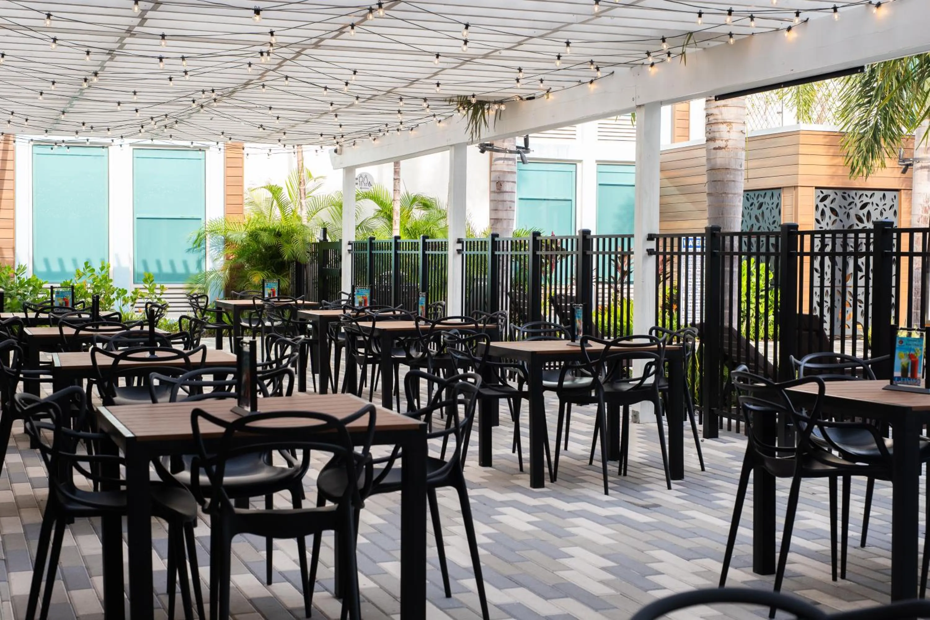 Breakfast in Kompose Boutique Resort @ Theme Parks