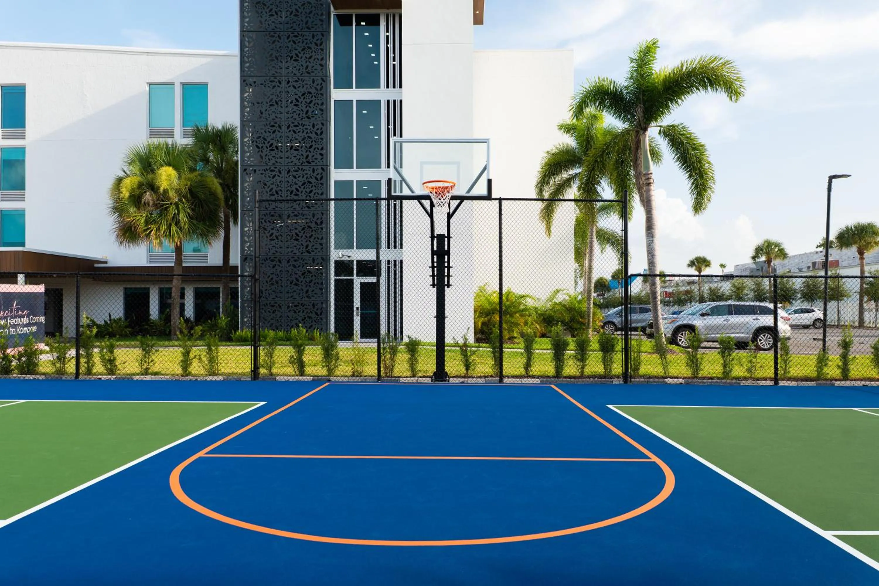 Fitness centre/facilities in Kompose Boutique Resort @ Theme Parks