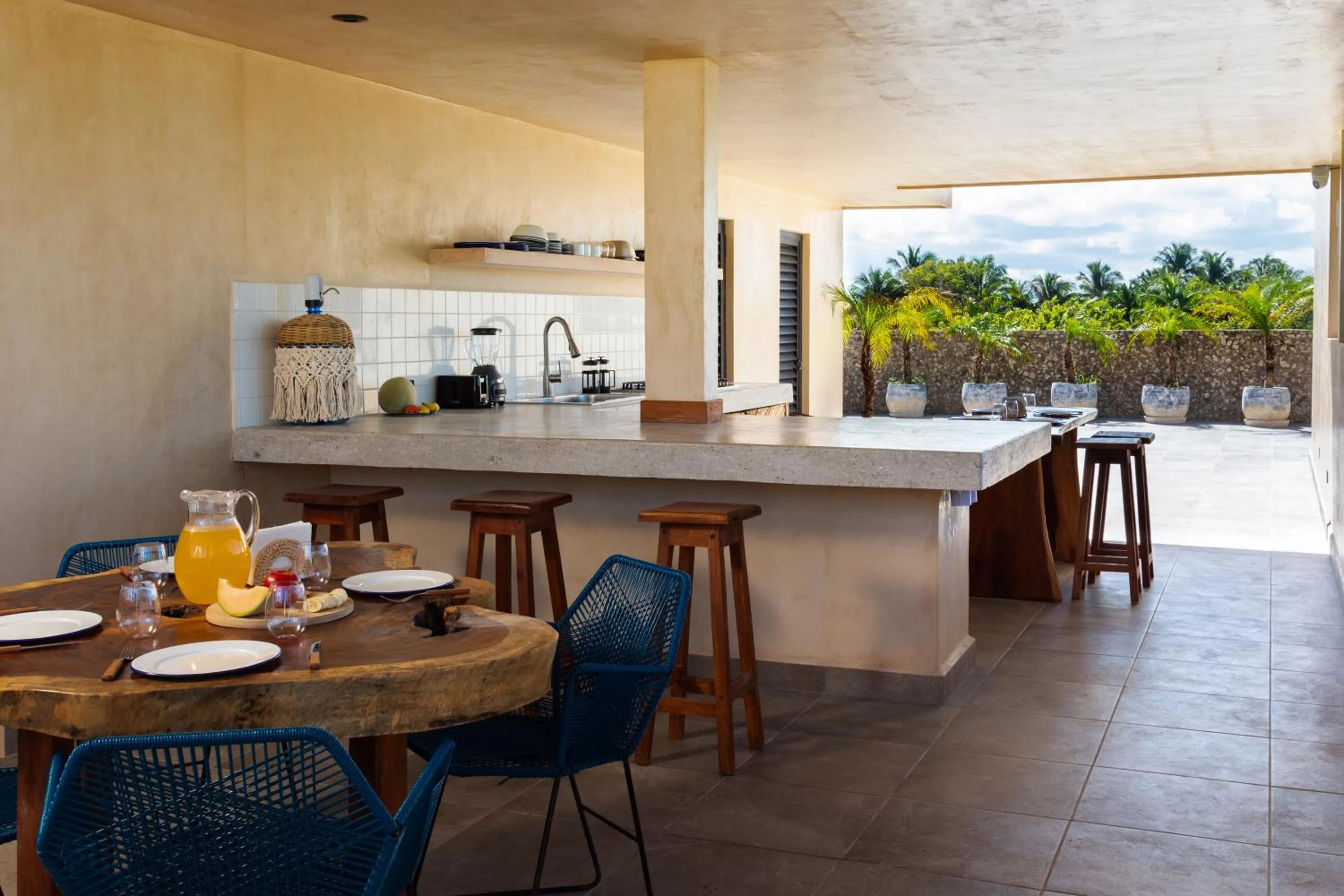 Kitchen or kitchenette in Mero Mero Hotel