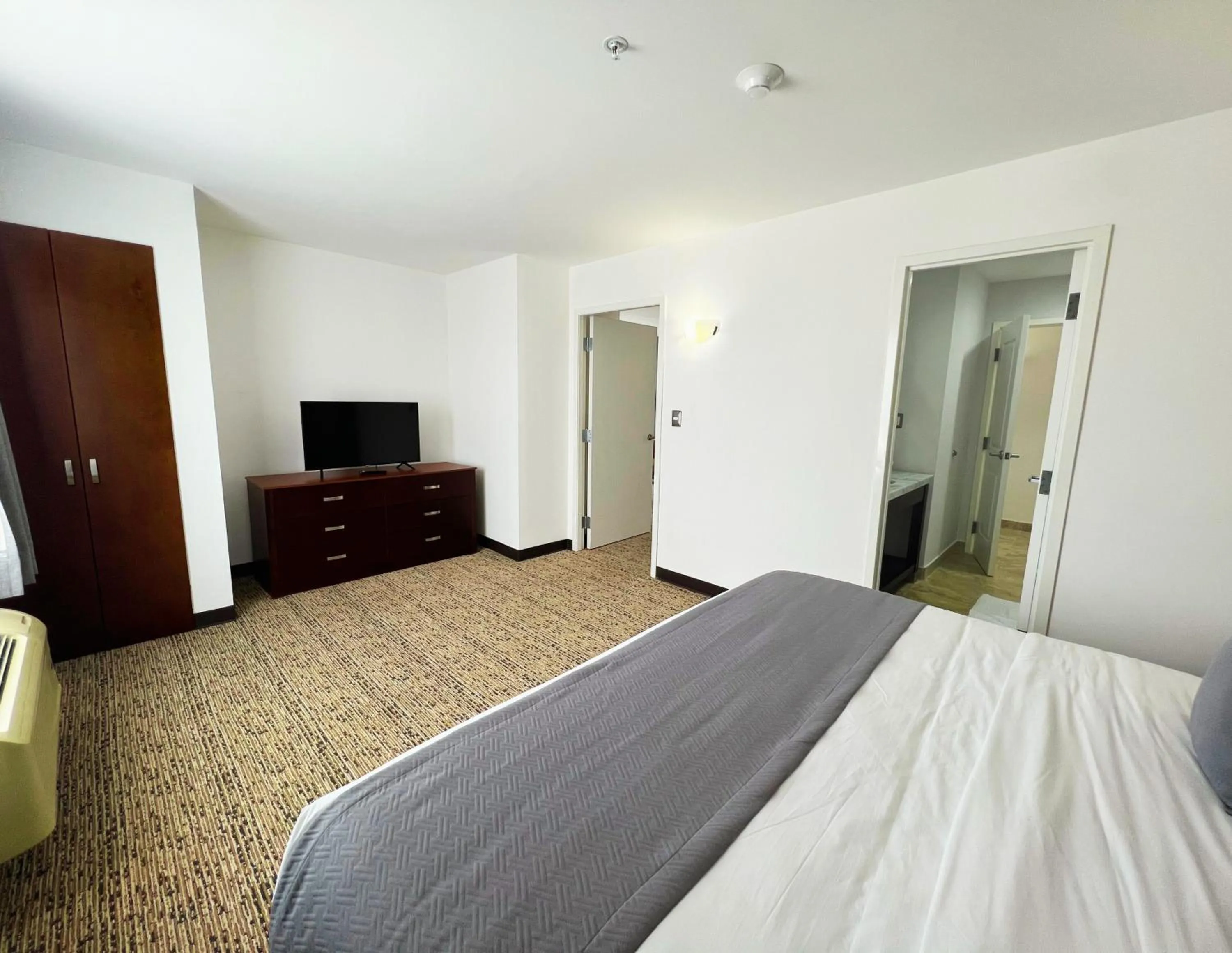 Bed in La Quinta by Wyndham Reynosa