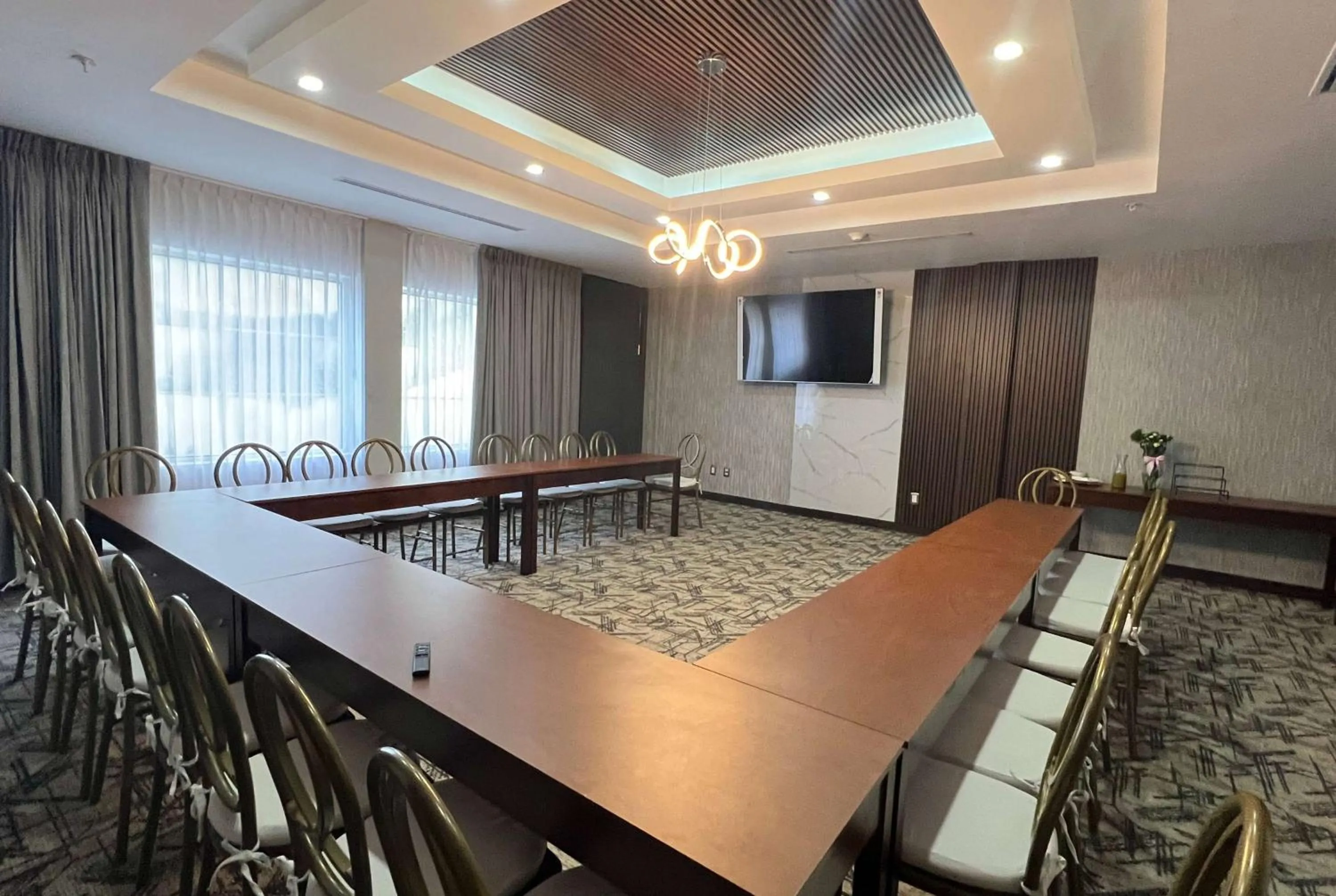 Meeting/conference room in La Quinta by Wyndham Reynosa