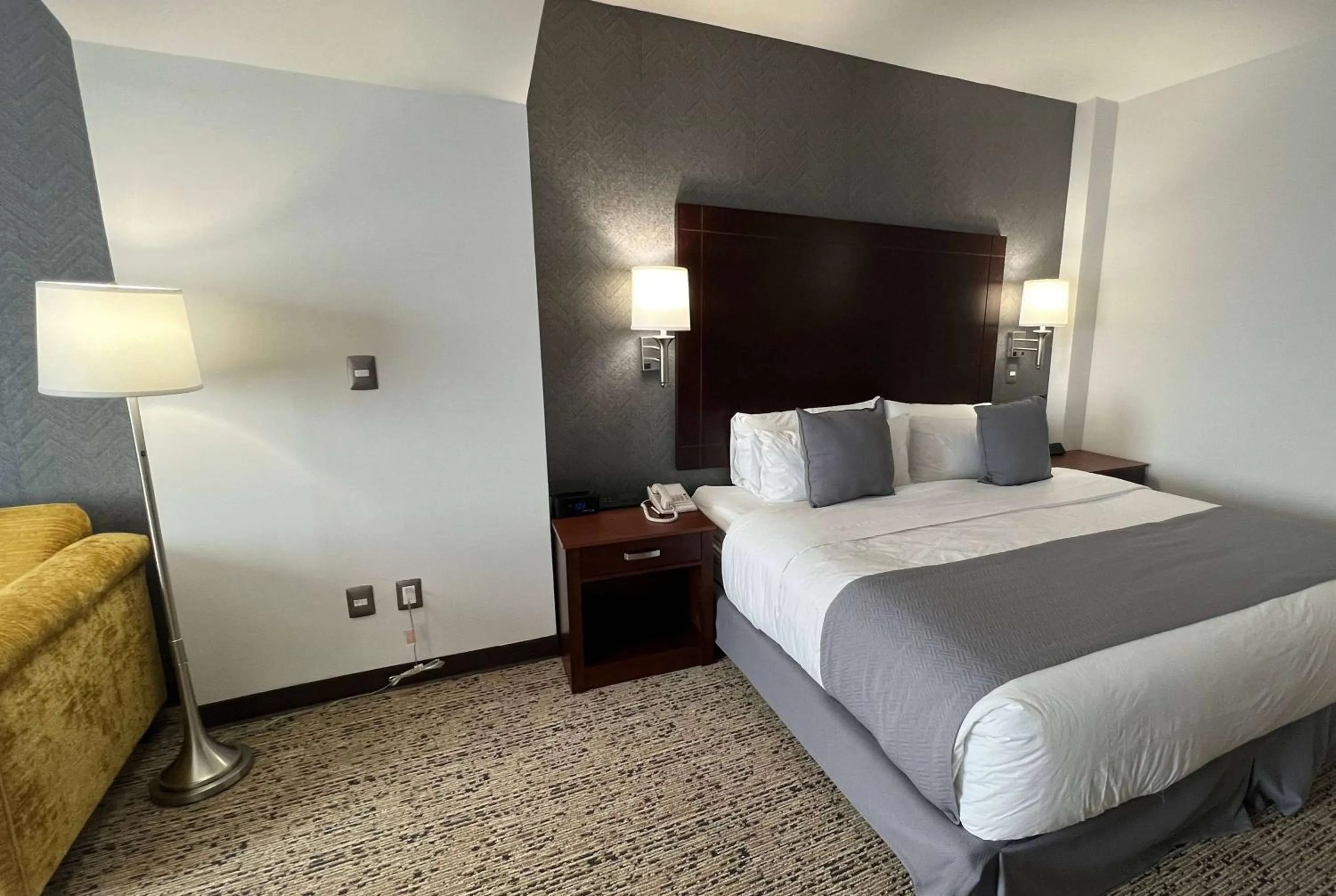 Bed in La Quinta by Wyndham Reynosa