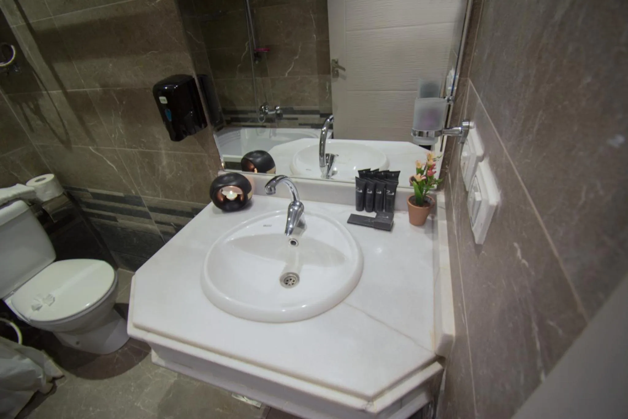 Nile Boutique Hotel Guardian