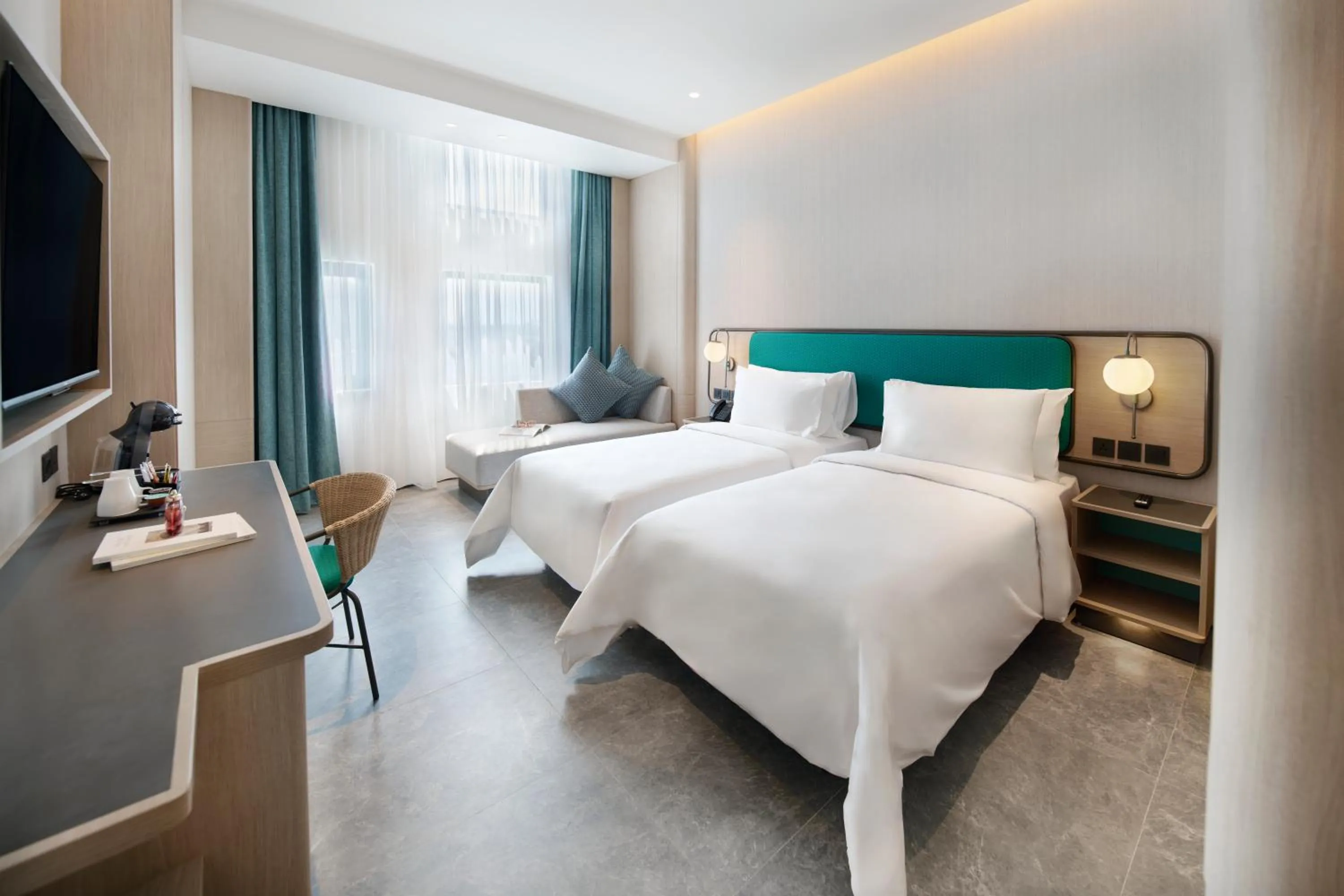 Bed in VIVERE Hotel, ARTOTEL Curated