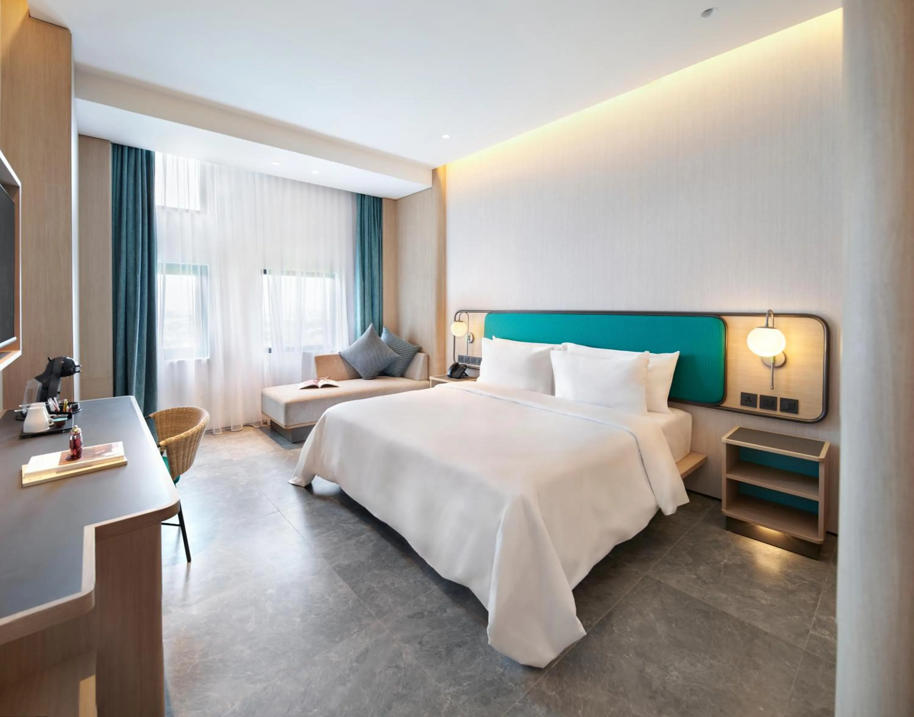 Bed in VIVERE Hotel, ARTOTEL Curated