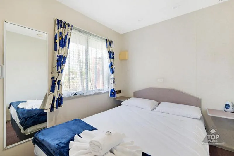 Bed in Ingenia Holidays Old Bar Beach