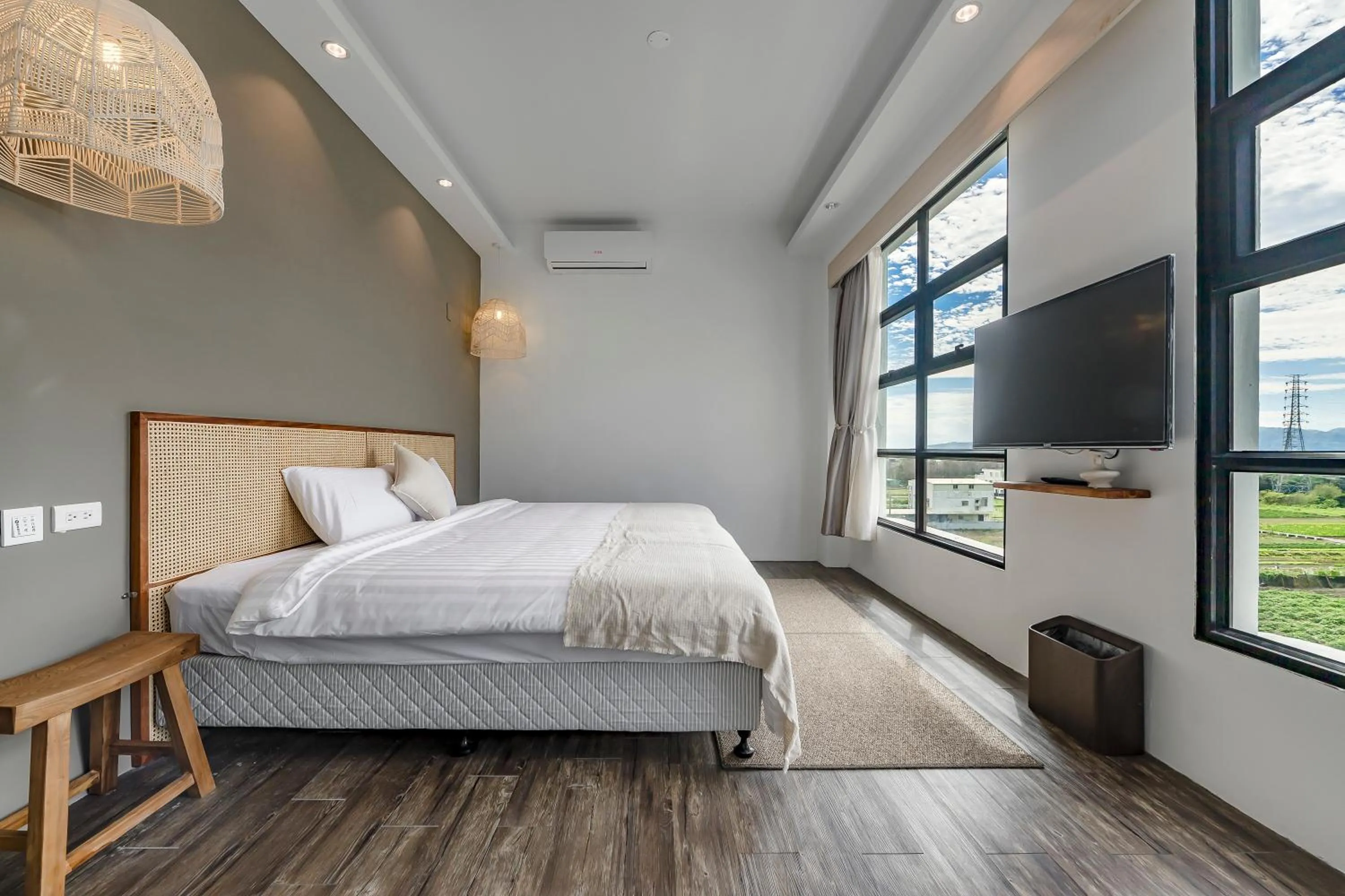 Photo of the whole room, Bed in Kuma B&B