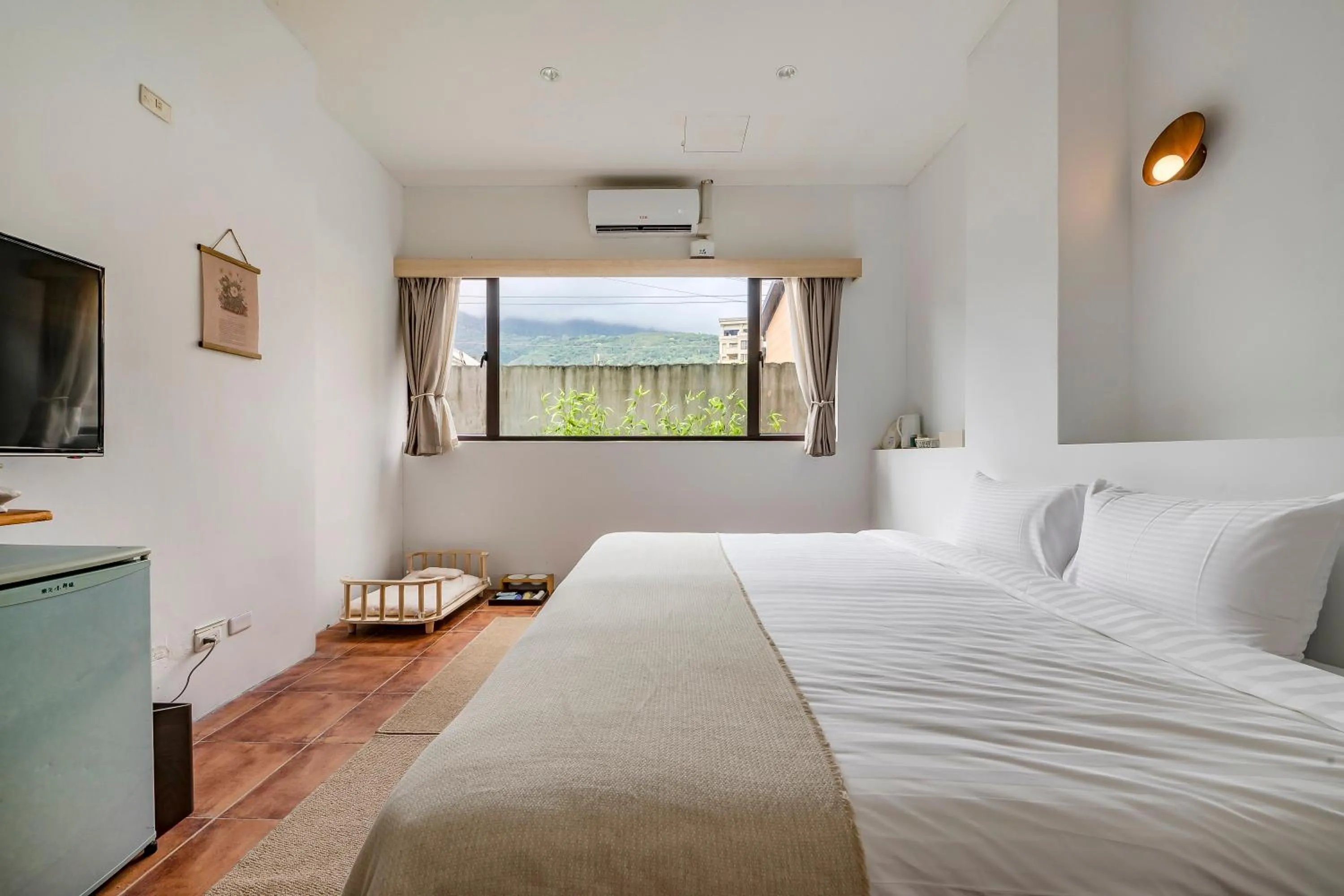 Photo of the whole room, Bed in Kuma B&B